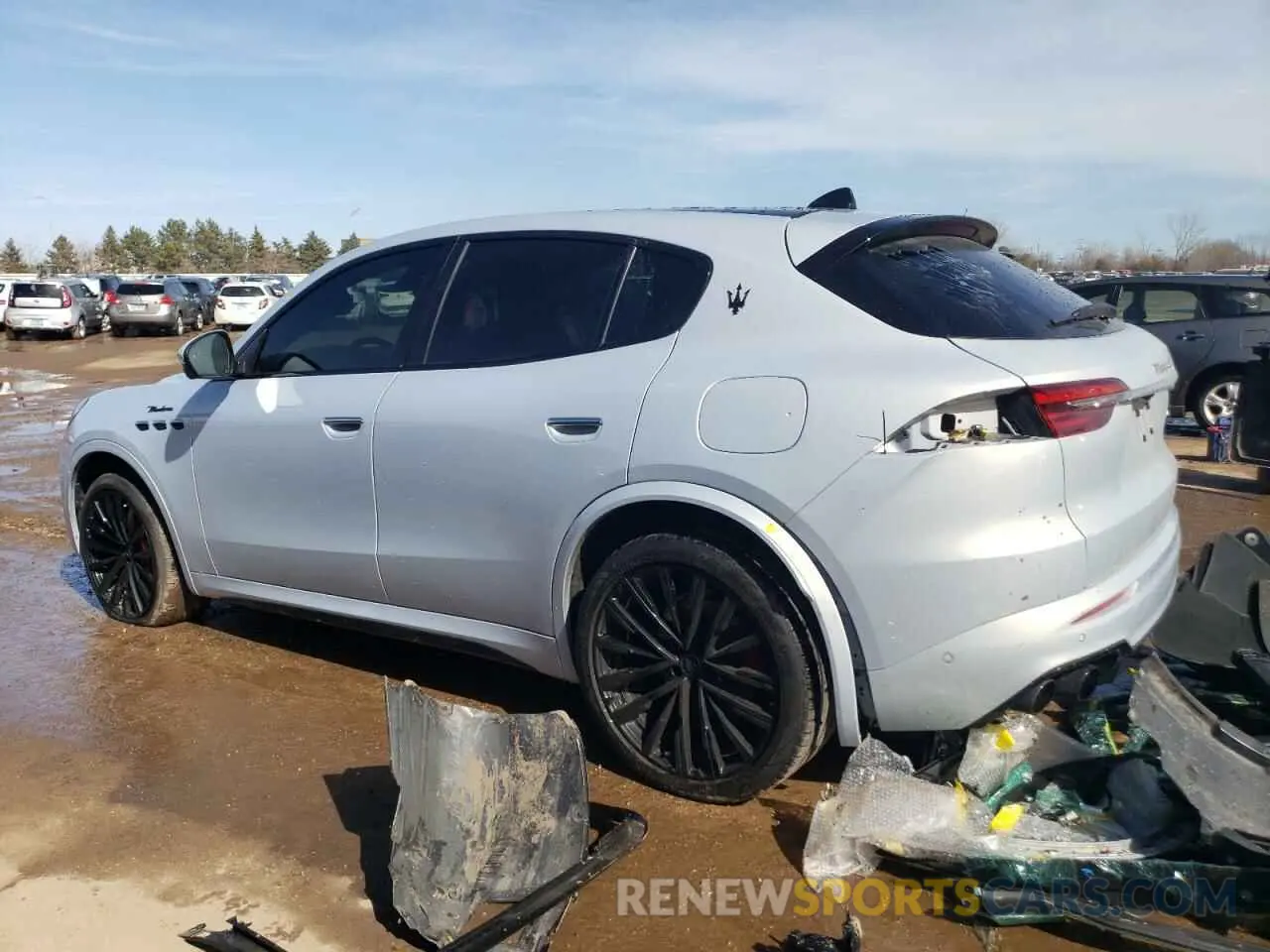 2 Photograph of a damaged car ZN682AVM4P7407883 MASERATI GRECALE MO 2023