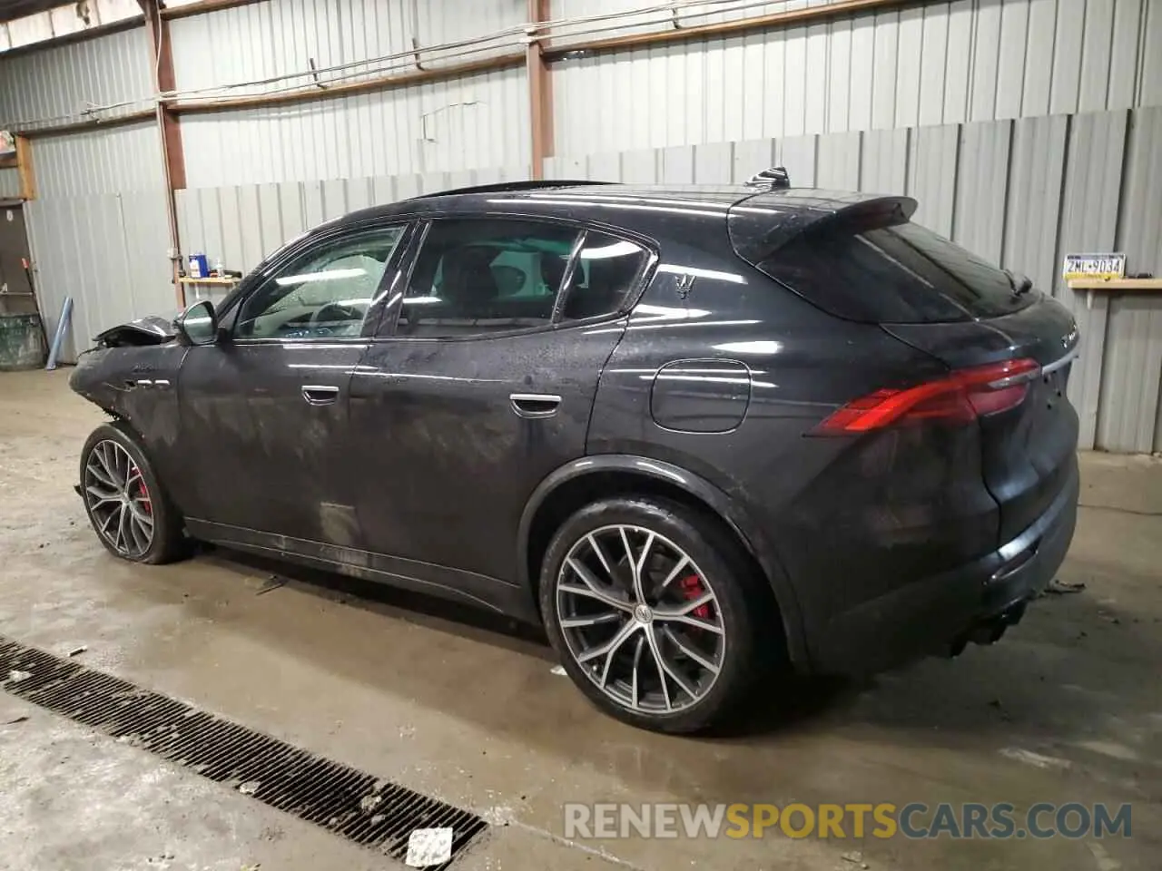 2 Photograph of a damaged car ZN682AVM5P7412820 MASERATI GRECALE MO 2023
