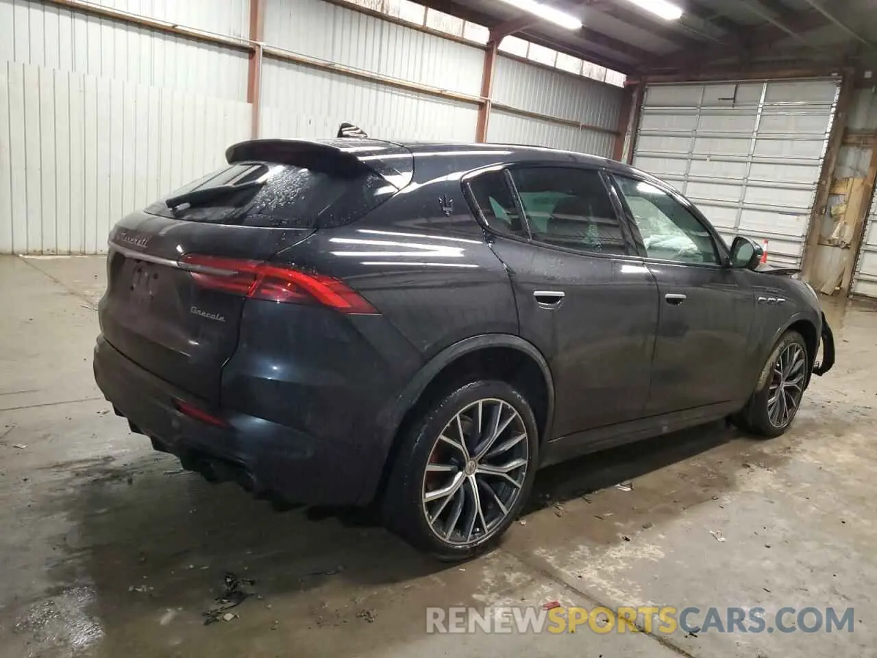 3 Photograph of a damaged car ZN682AVM5P7412820 MASERATI GRECALE MO 2023