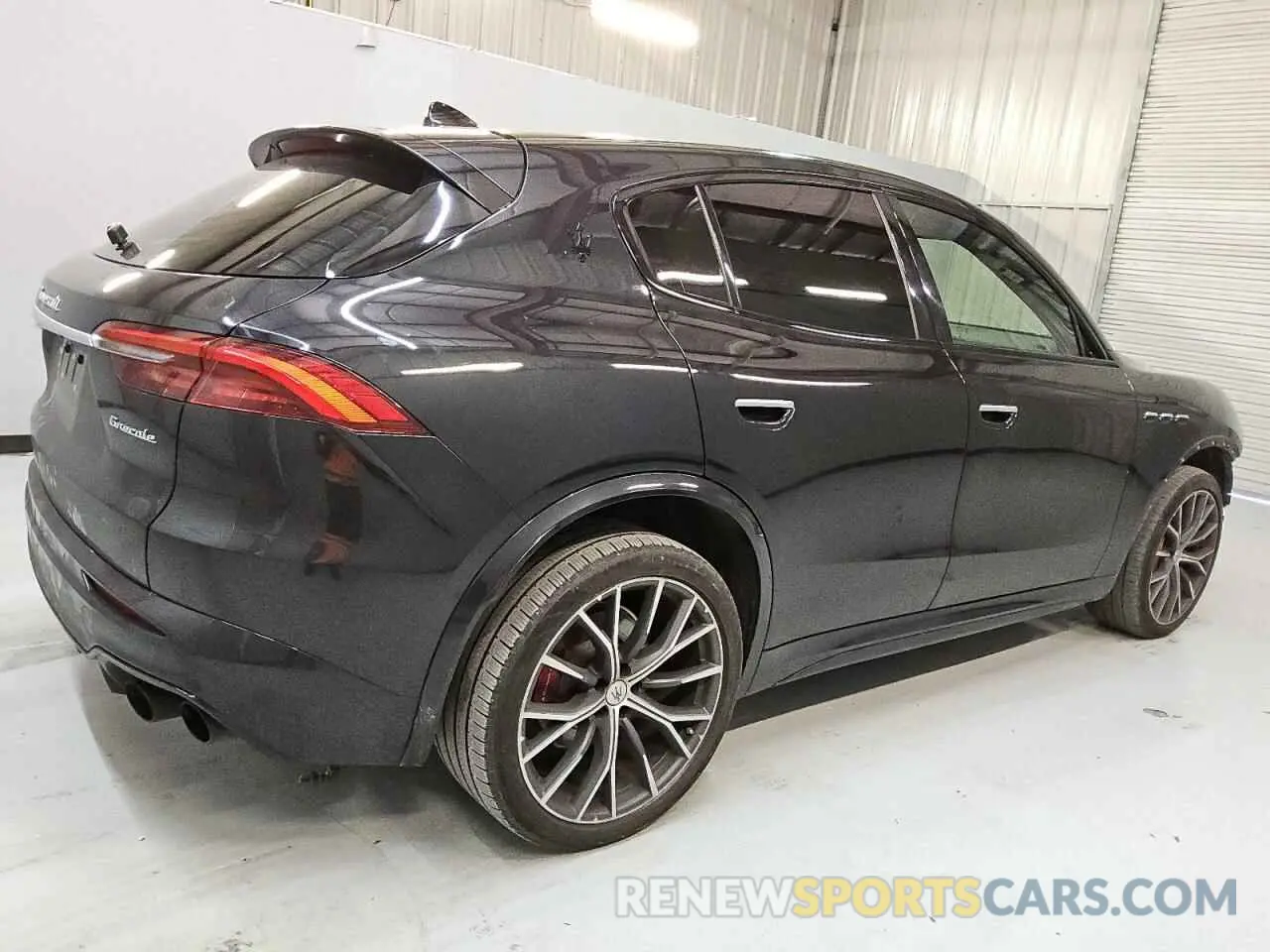 3 Photograph of a damaged car ZN682AVM7P7427433 MASERATI GRECALE MO 2023