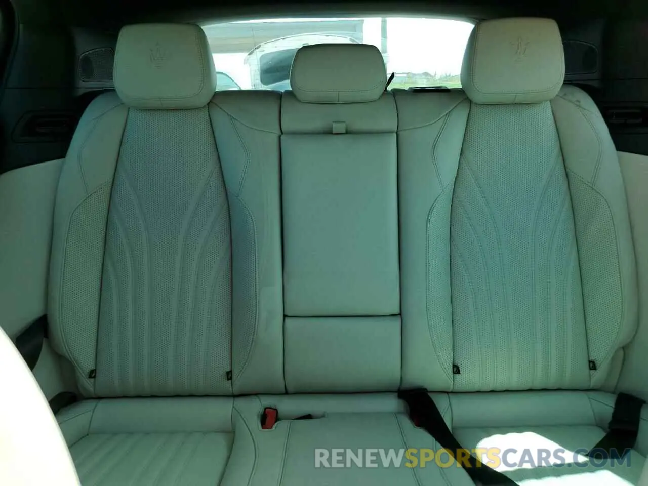 10 Photograph of a damaged car ZN682AVMXP7417530 MASERATI GRECALE MO 2023