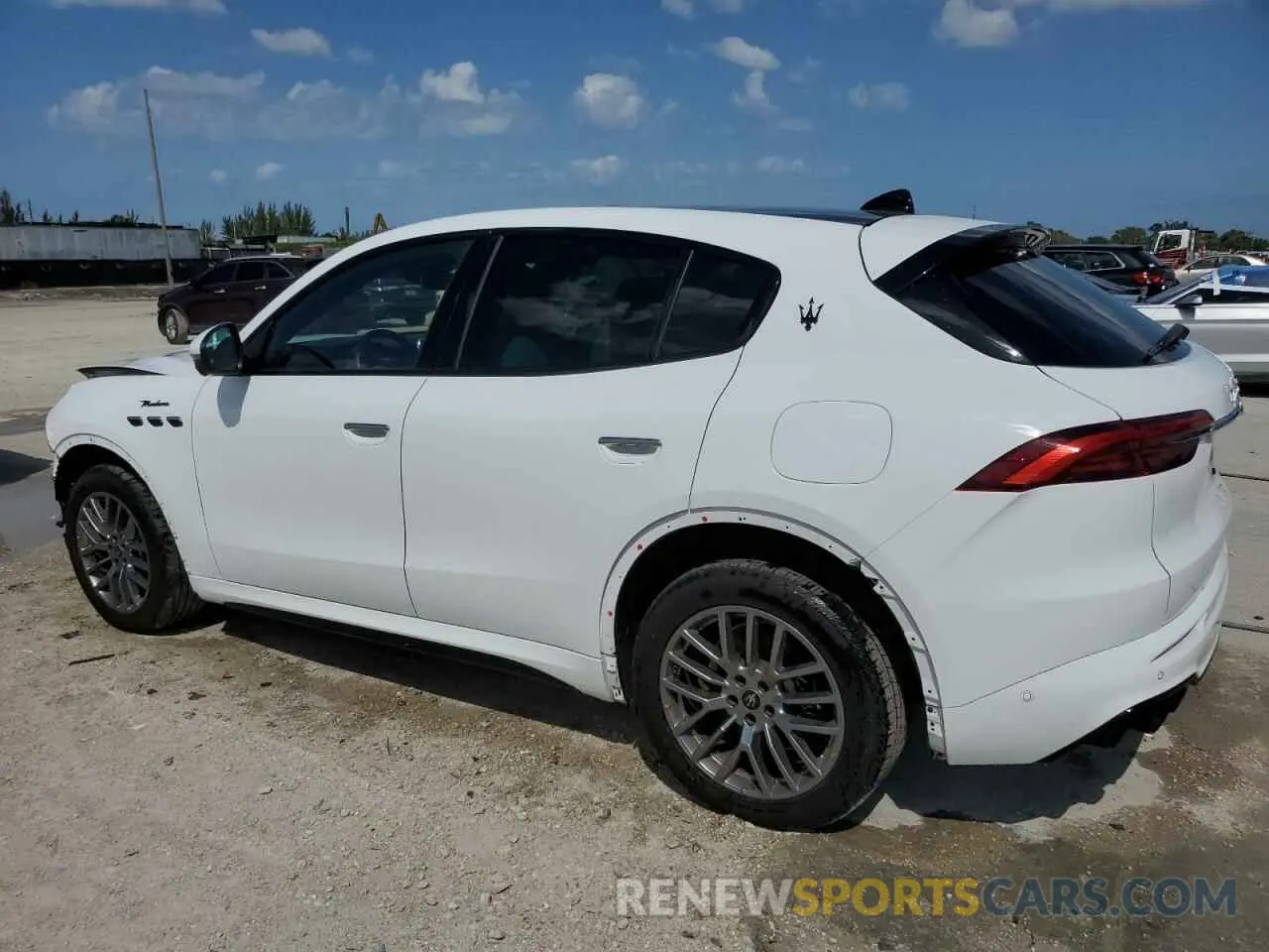 2 Photograph of a damaged car ZN682AVMXP7417530 MASERATI GRECALE MO 2023