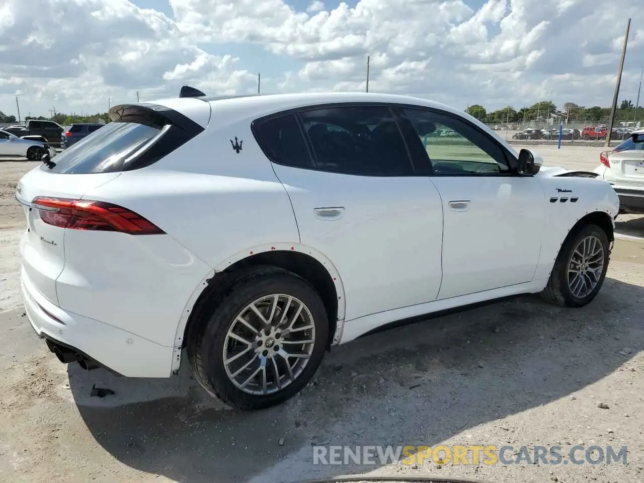 3 Photograph of a damaged car ZN682AVMXP7417530 MASERATI GRECALE MO 2023