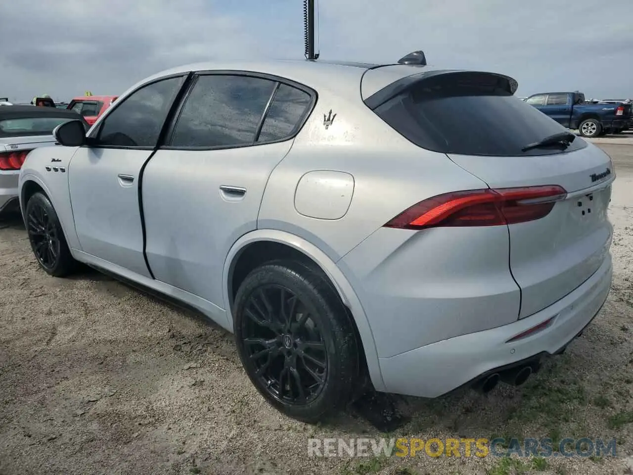 2 Photograph of a damaged car ZN6PMDBA5R7450374 MASERATI GRECALE MO 2024