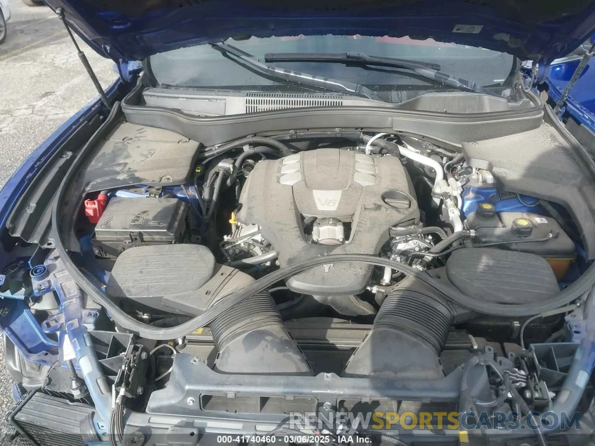 10 Photograph of a damaged car ZN661XUA0KX317532 MASERATI LEVANTE 2019