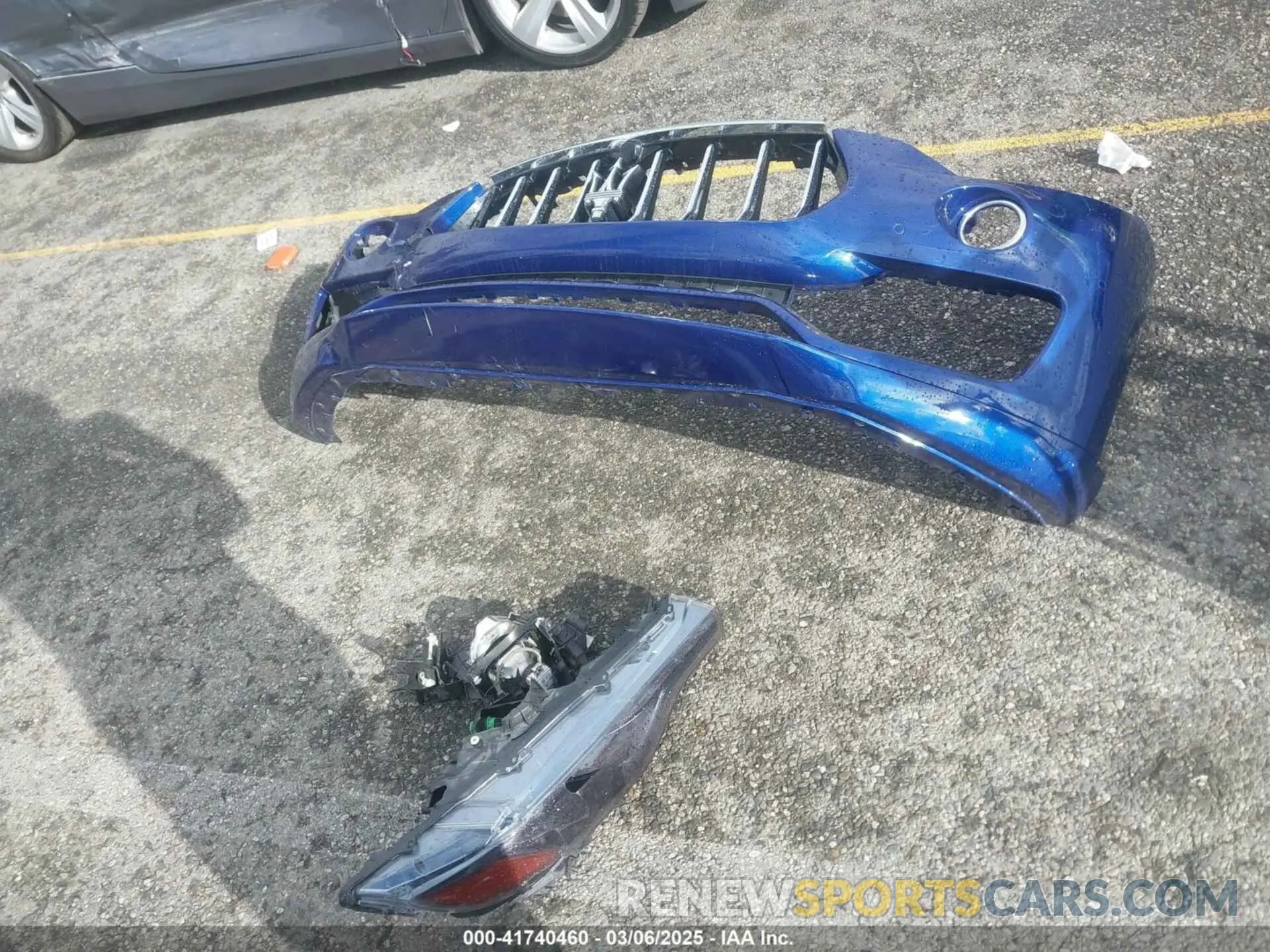 12 Photograph of a damaged car ZN661XUA0KX317532 MASERATI LEVANTE 2019