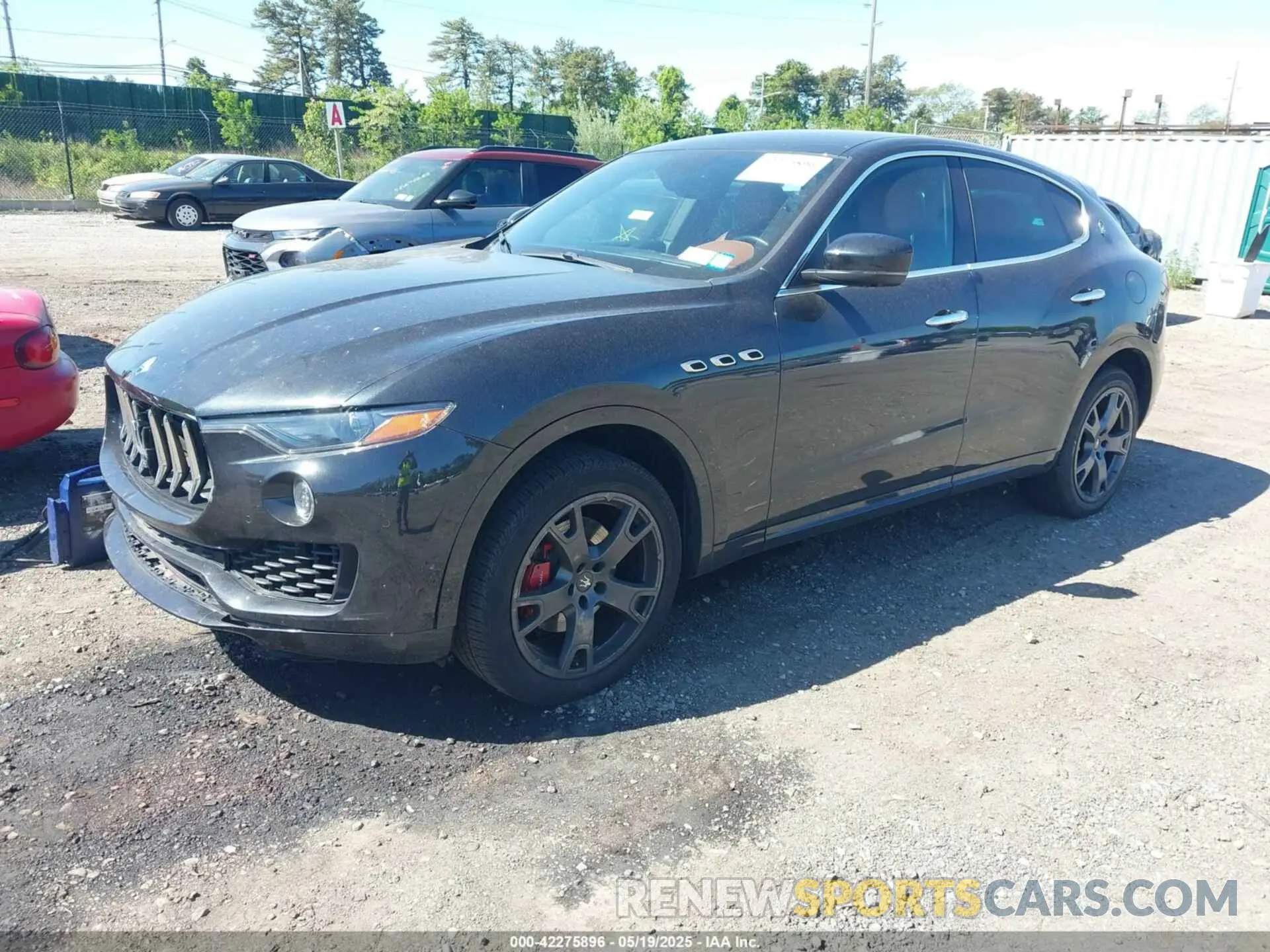 2 Photograph of a damaged car ZN661XUA8KX320520 MASERATI LEVANTE 2019