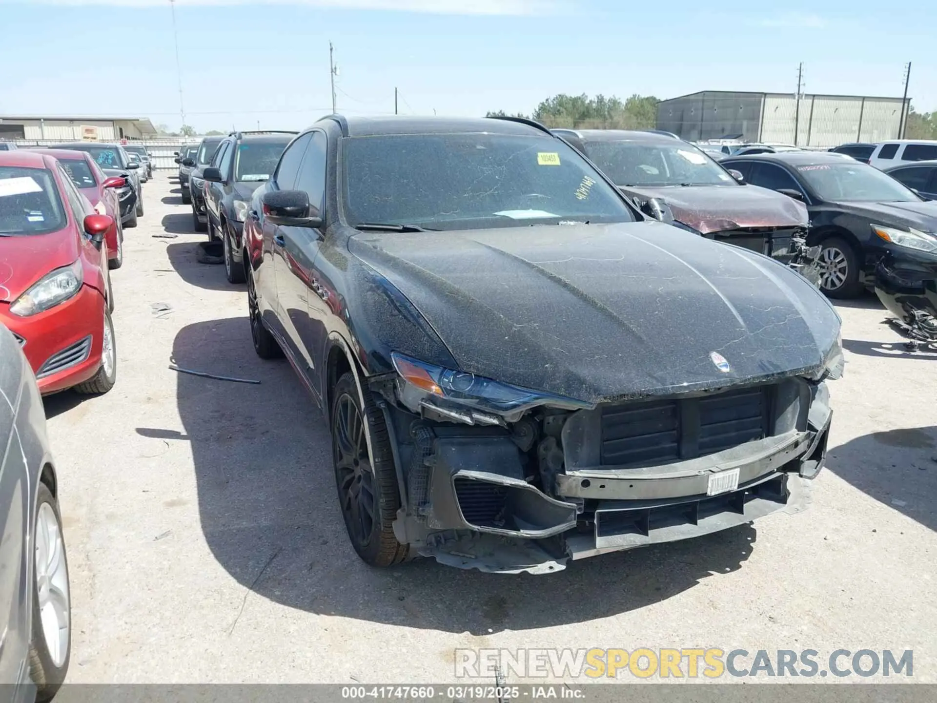 1 Photograph of a damaged car ZN661XUAXKX323919 MASERATI LEVANTE 2019
