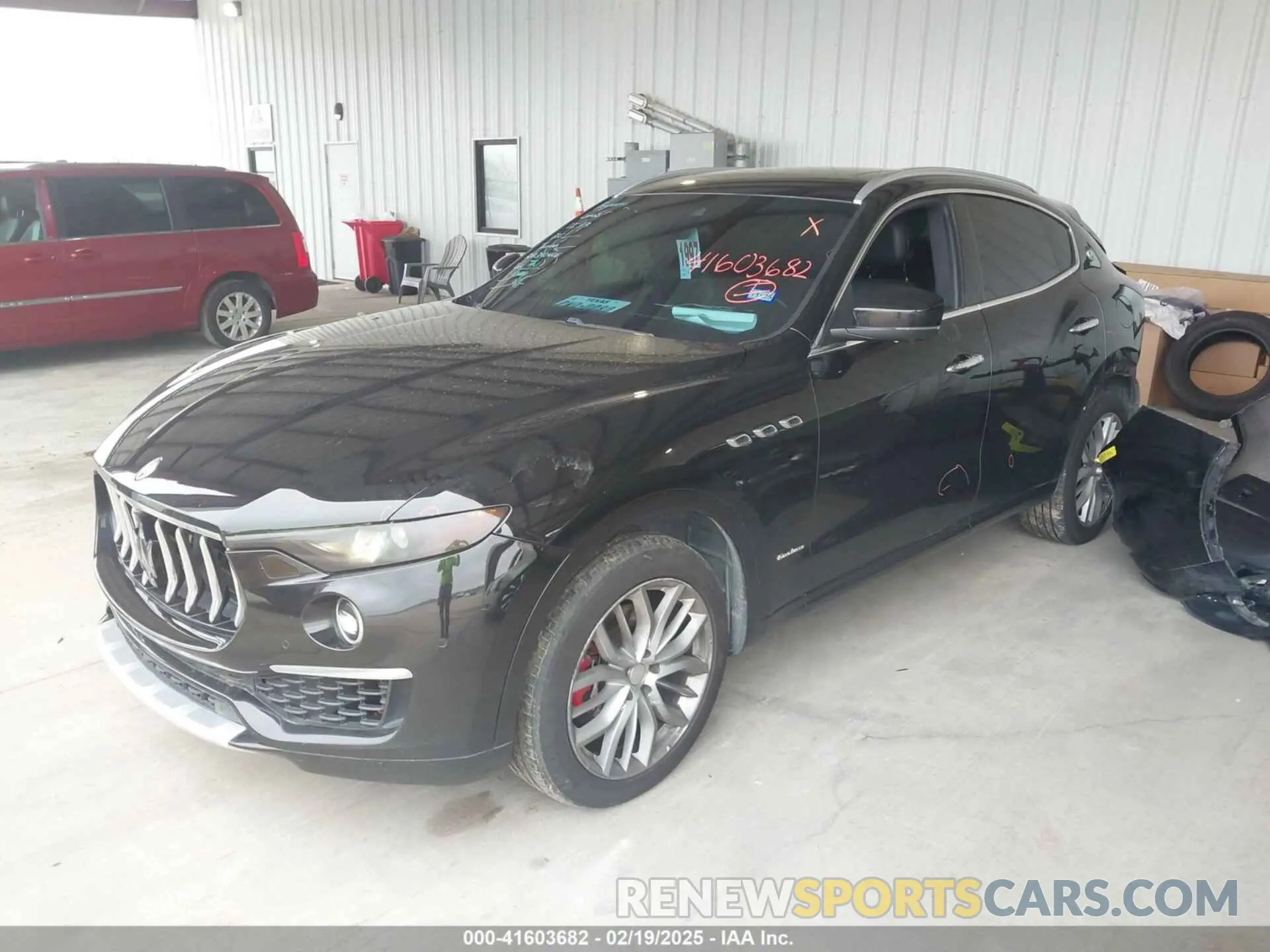 2 Photograph of a damaged car ZN661XUL4KX321570 MASERATI LEVANTE 2019