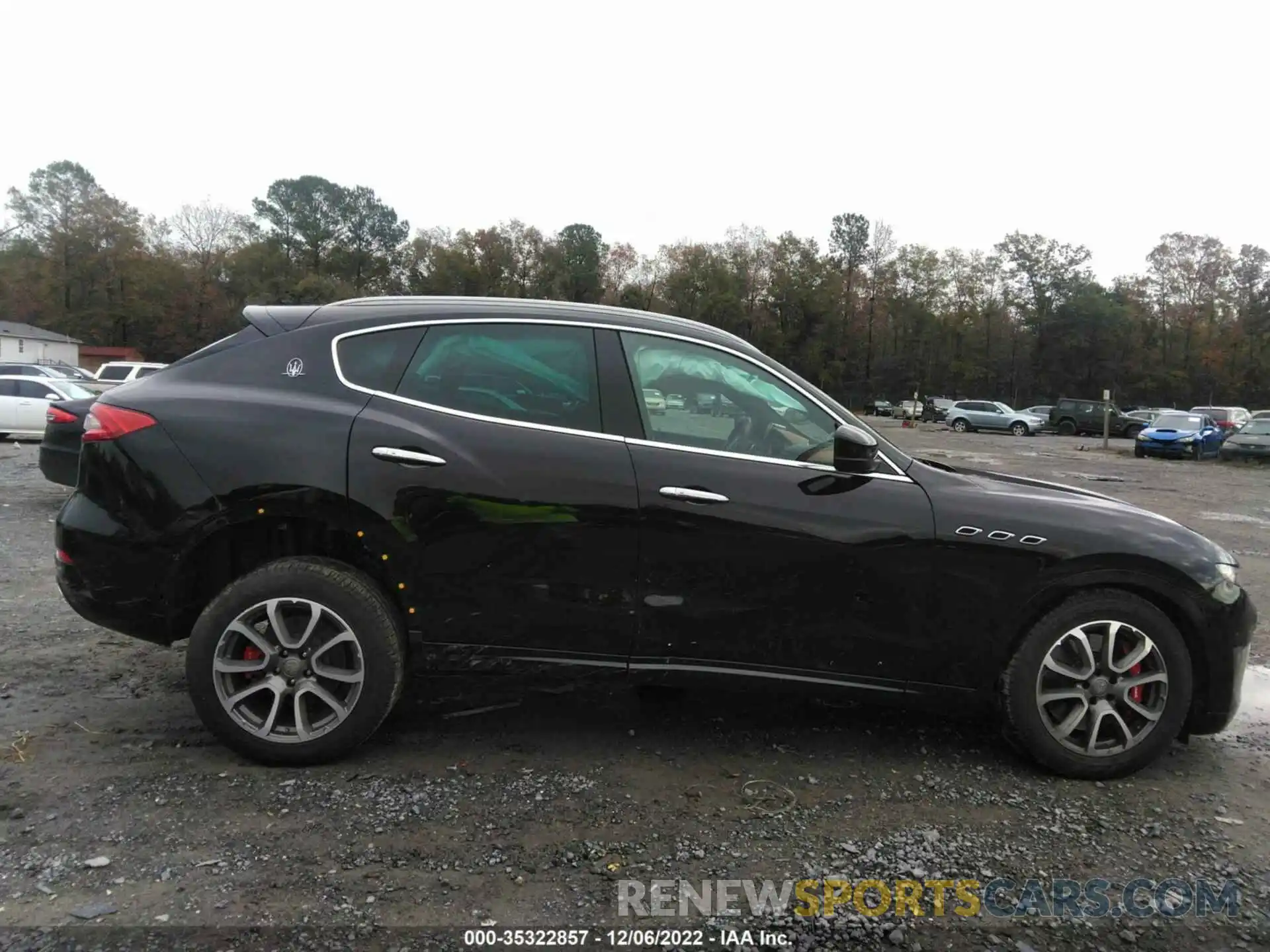 6 Photograph of a damaged car ZN661YUA1KX322194 MASERATI LEVANTE 2019