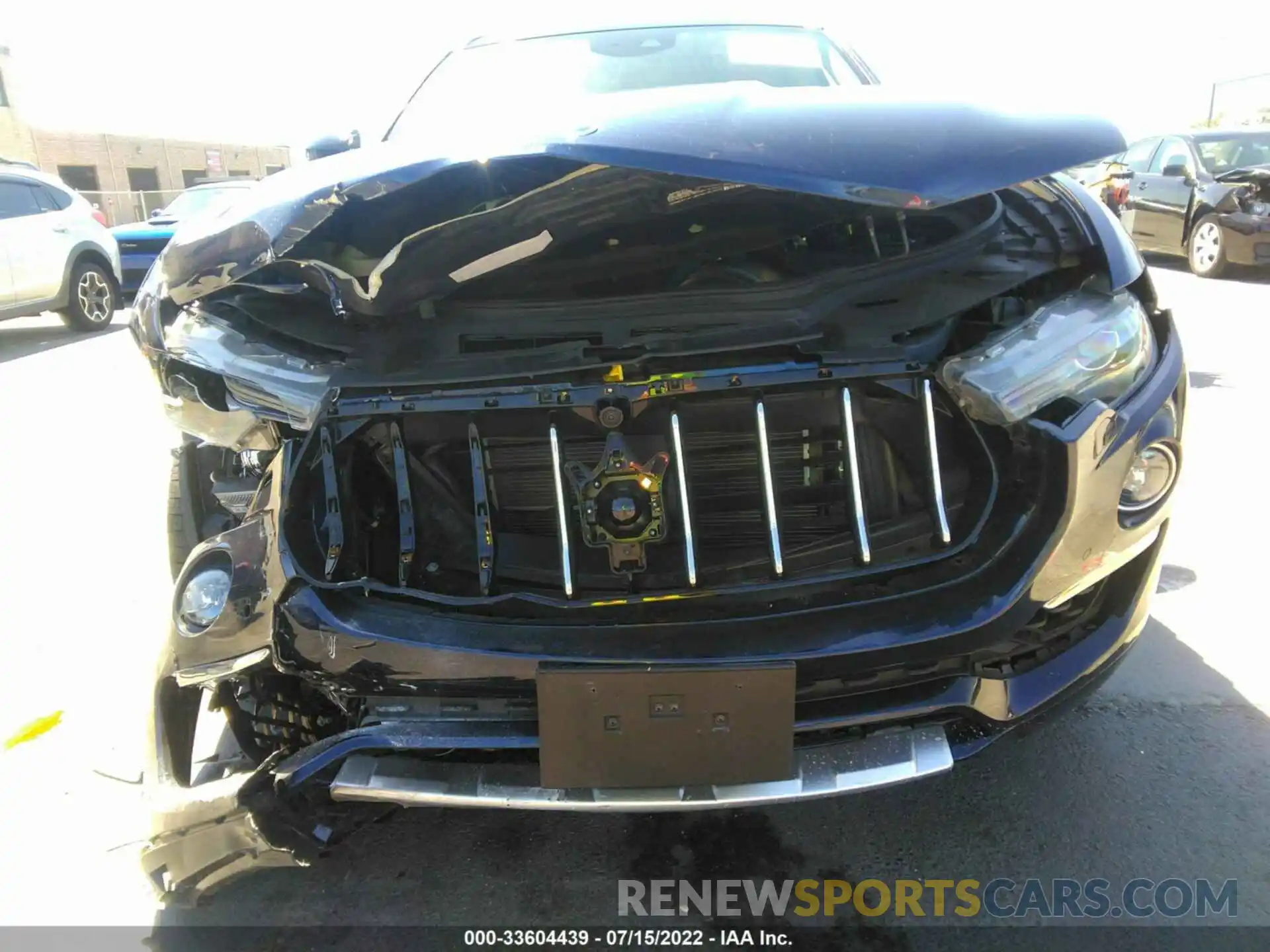 6 Photograph of a damaged car ZN661YUL1KX324738 MASERATI LEVANTE 2019