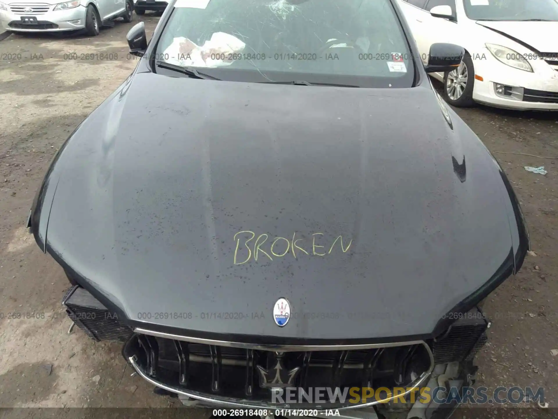 10 Photograph of a damaged car ZN661ZUA0KX320202 MASERATI LEVANTE 2019