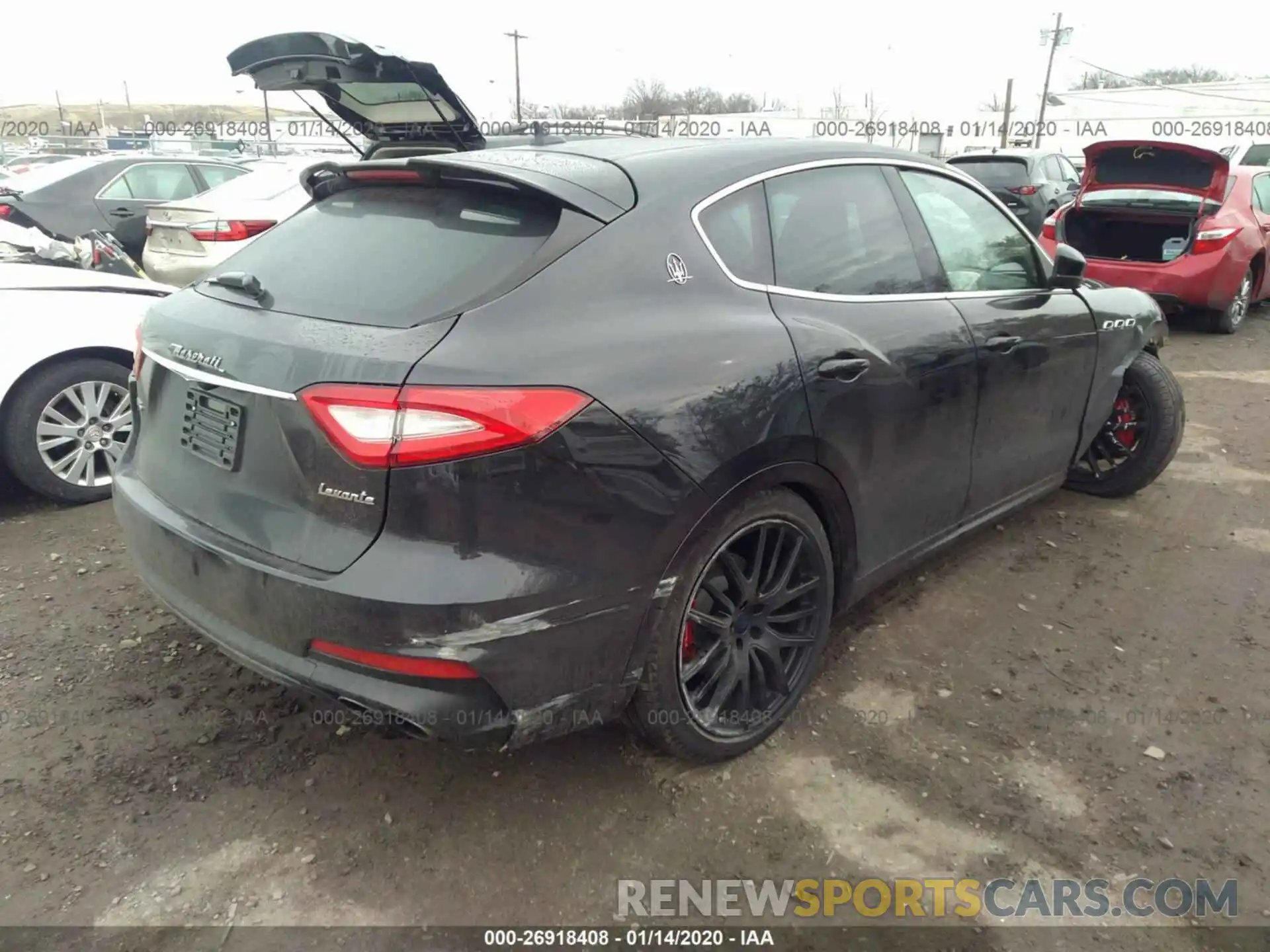 4 Photograph of a damaged car ZN661ZUA0KX320202 MASERATI LEVANTE 2019