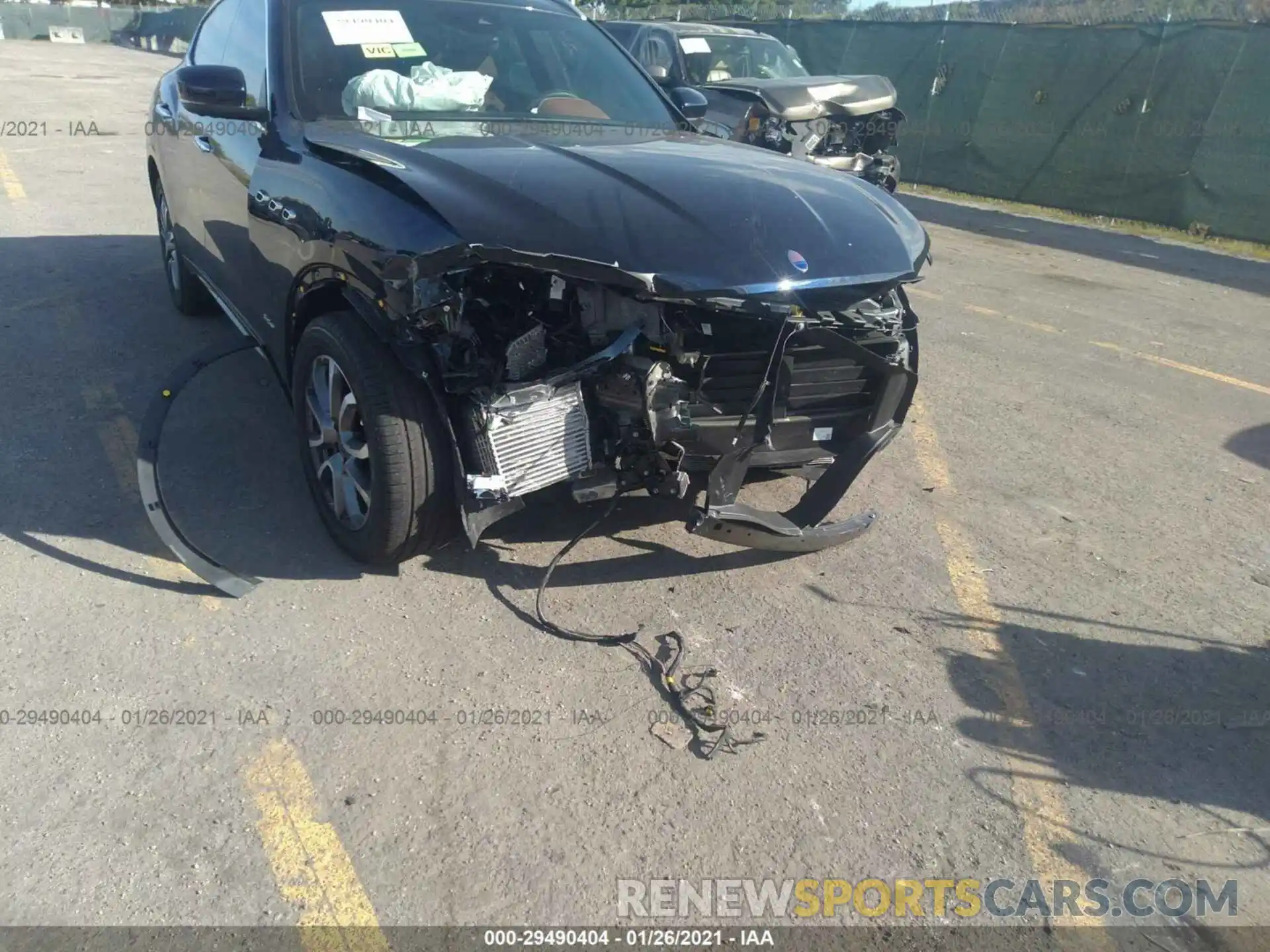 6 Photograph of a damaged car ZN661XUL1LX354897 MASERATI LEVANTE 2020