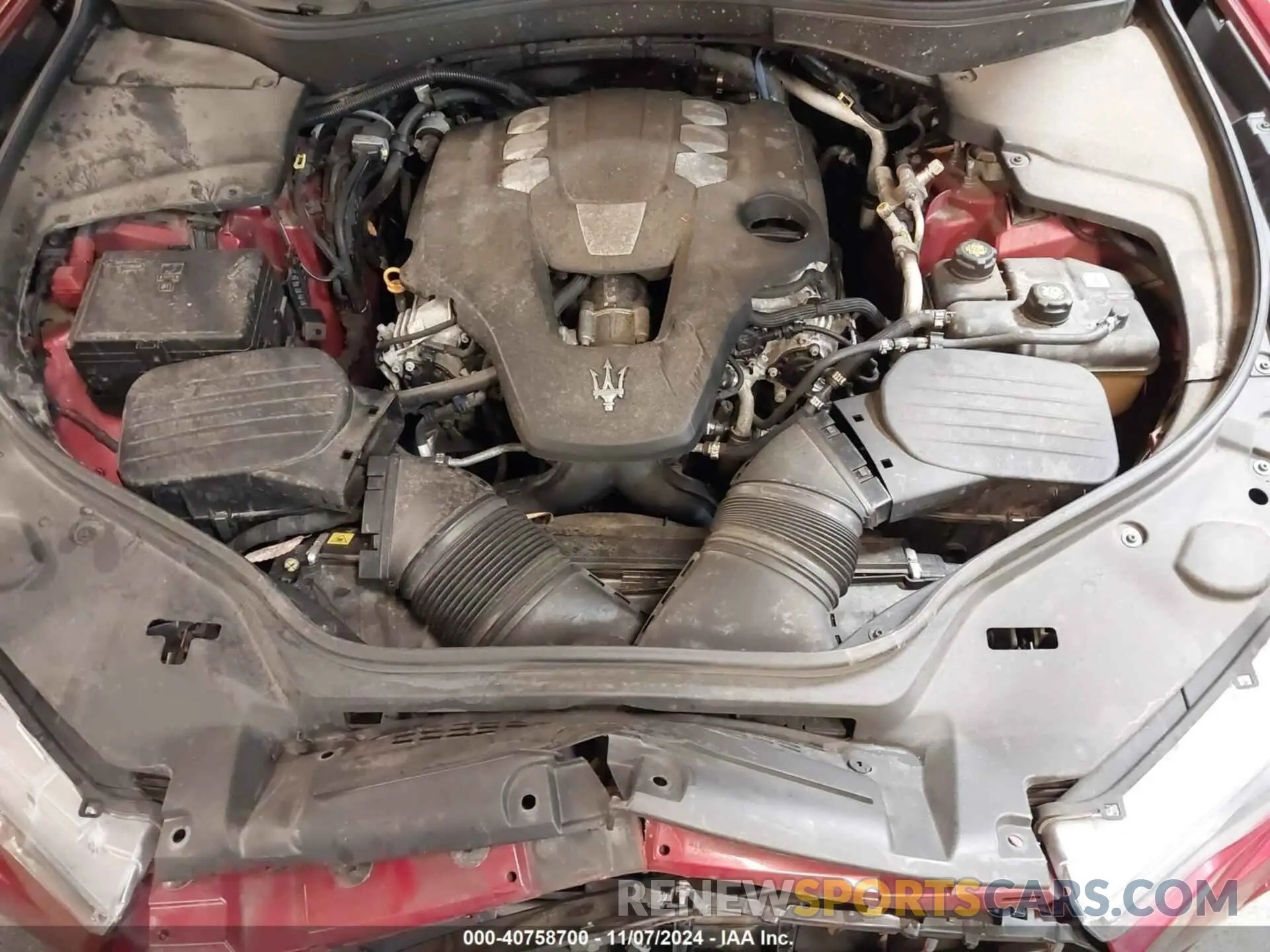 10 Photograph of a damaged car ZN661XUL4LX343876 MASERATI LEVANTE 2020