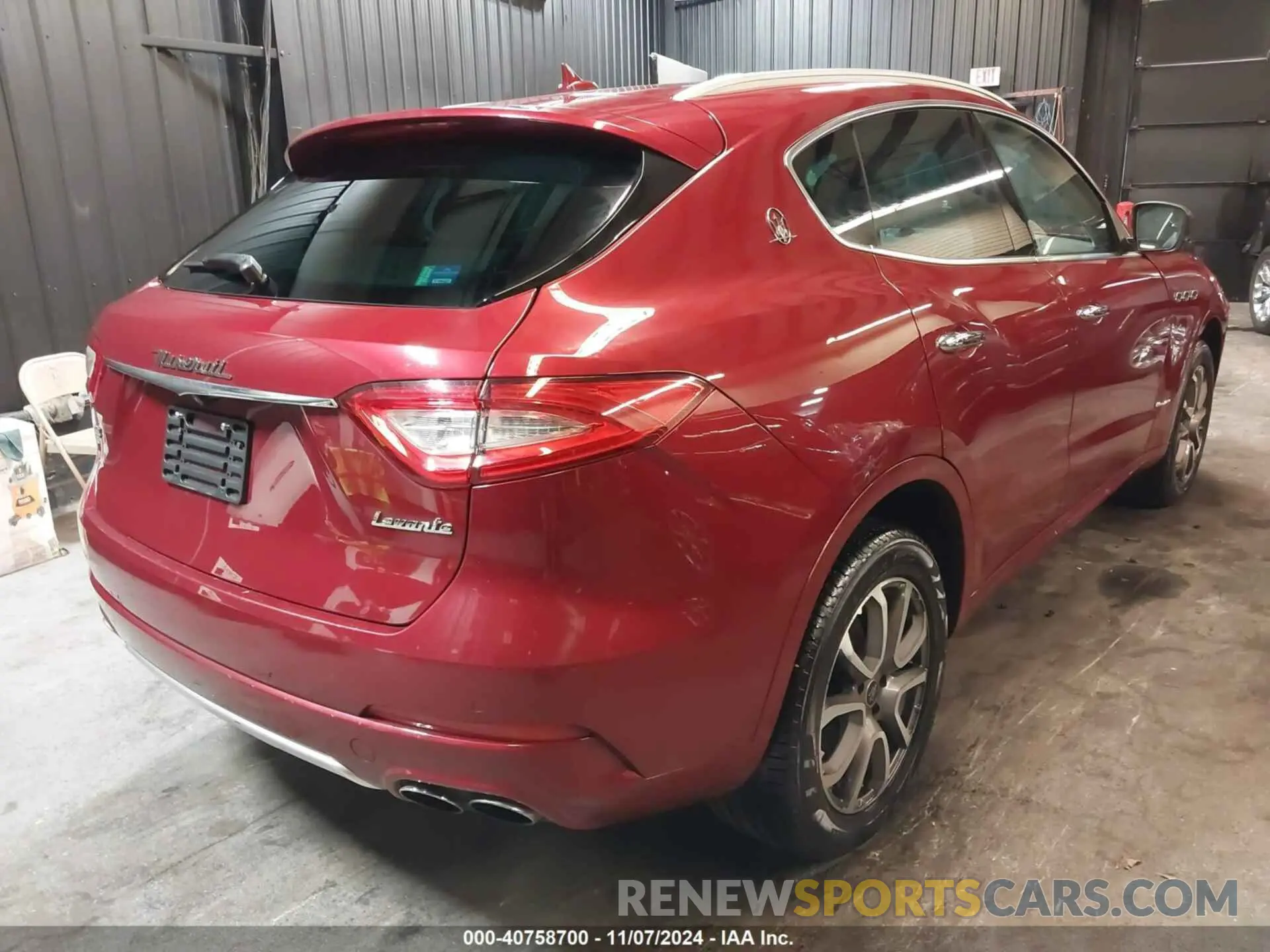4 Photograph of a damaged car ZN661XUL4LX343876 MASERATI LEVANTE 2020