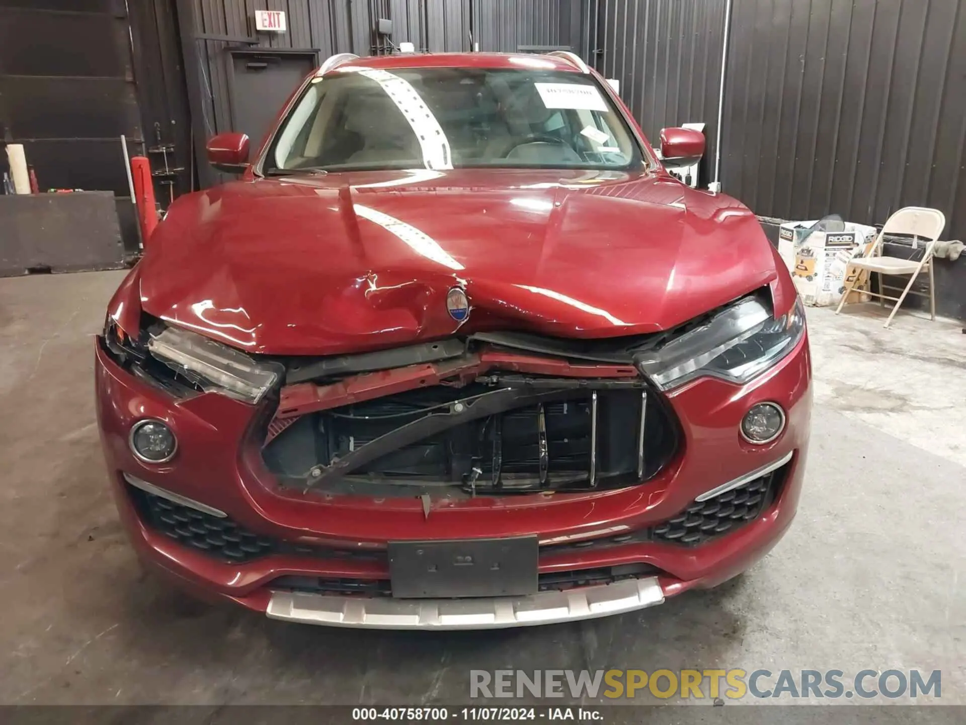 6 Photograph of a damaged car ZN661XUL4LX343876 MASERATI LEVANTE 2020