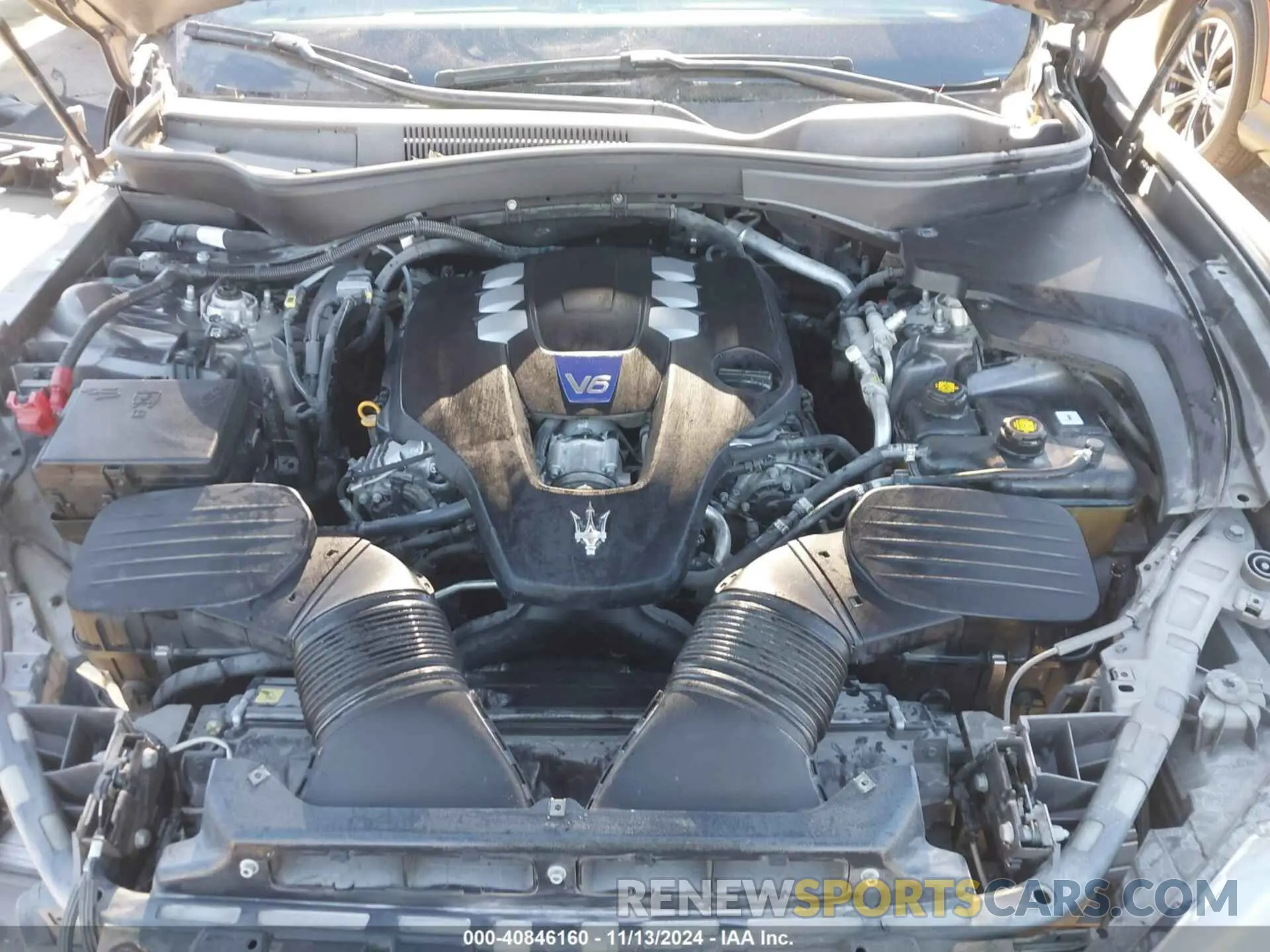 10 Photograph of a damaged car ZN661YUS2LX343176 MASERATI LEVANTE 2020