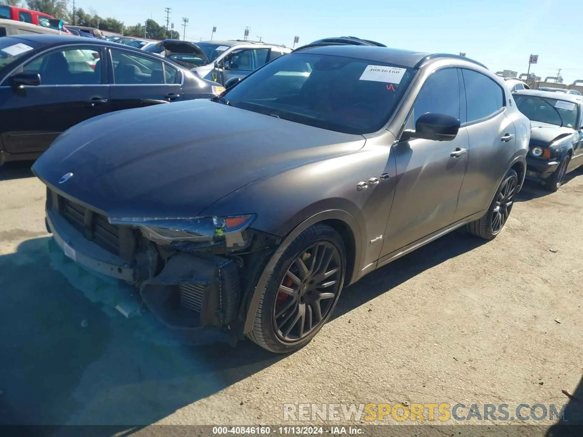 2 Photograph of a damaged car ZN661YUS2LX343176 MASERATI LEVANTE 2020