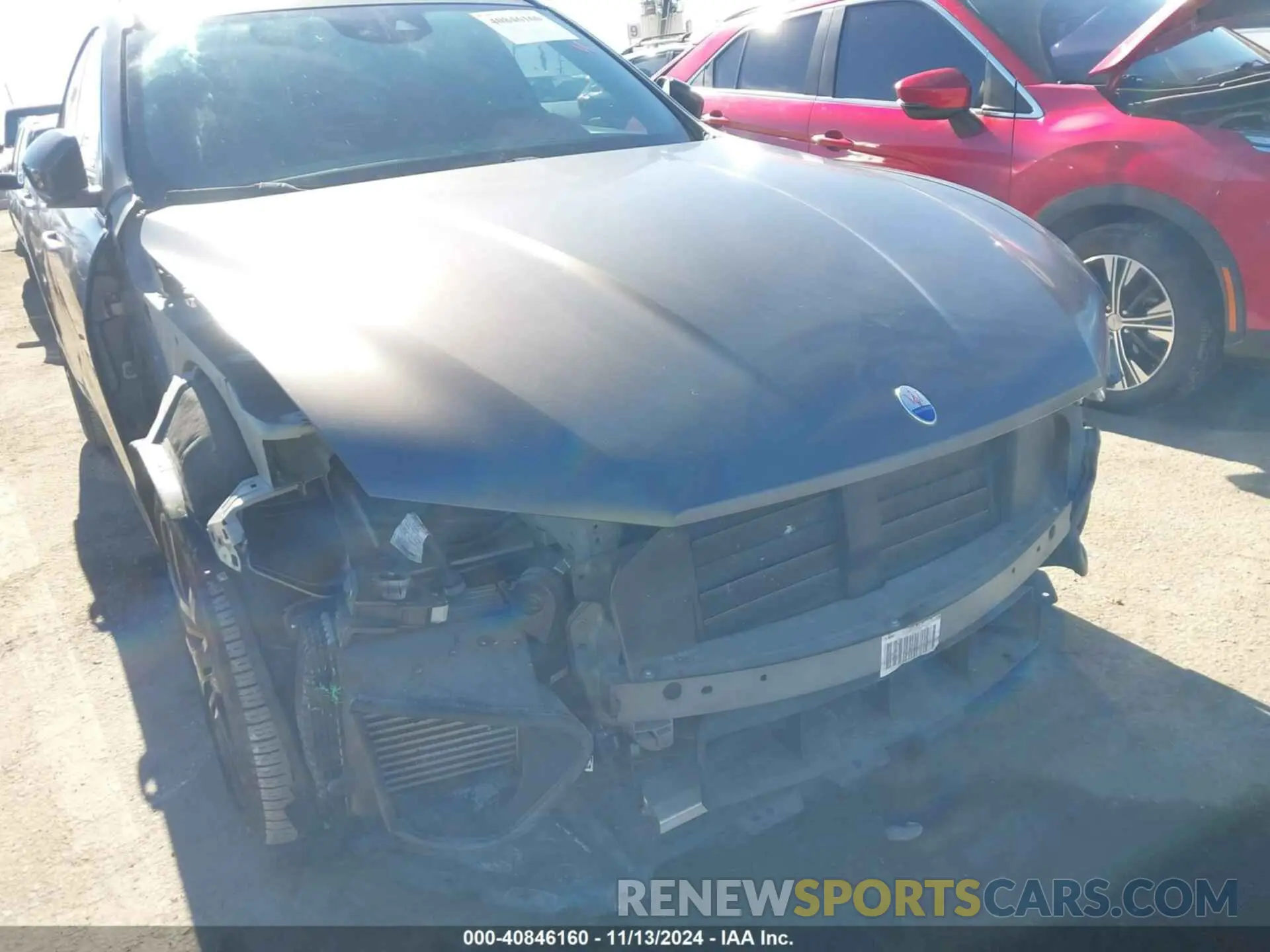 6 Photograph of a damaged car ZN661YUS2LX343176 MASERATI LEVANTE 2020
