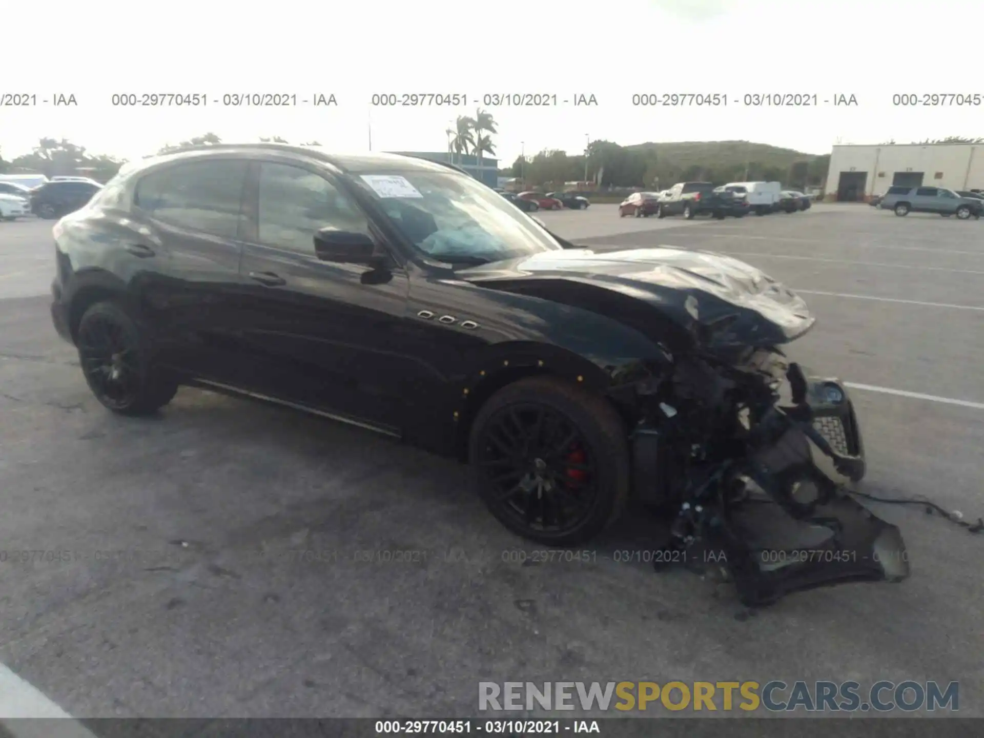 1 Photograph of a damaged car ZN661XUA3MX363570 MASERATI LEVANTE 2021