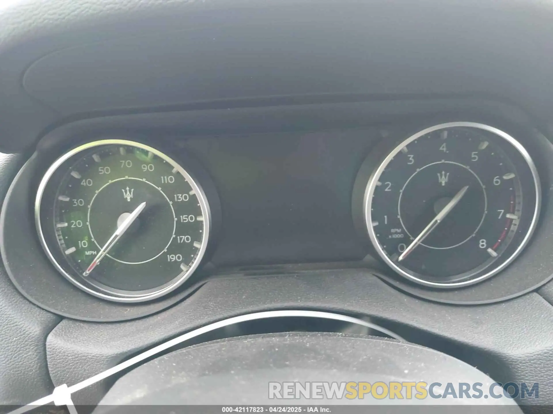15 Photograph of a damaged car ZN661XUA8MX374158 MASERATI LEVANTE 2021