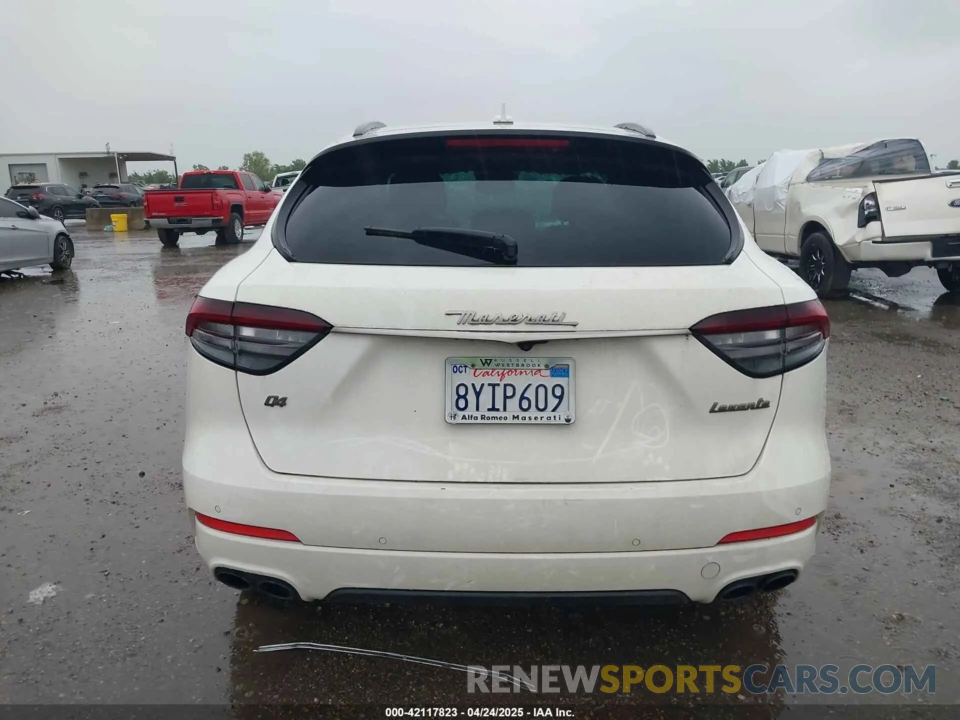 16 Photograph of a damaged car ZN661XUA8MX374158 MASERATI LEVANTE 2021