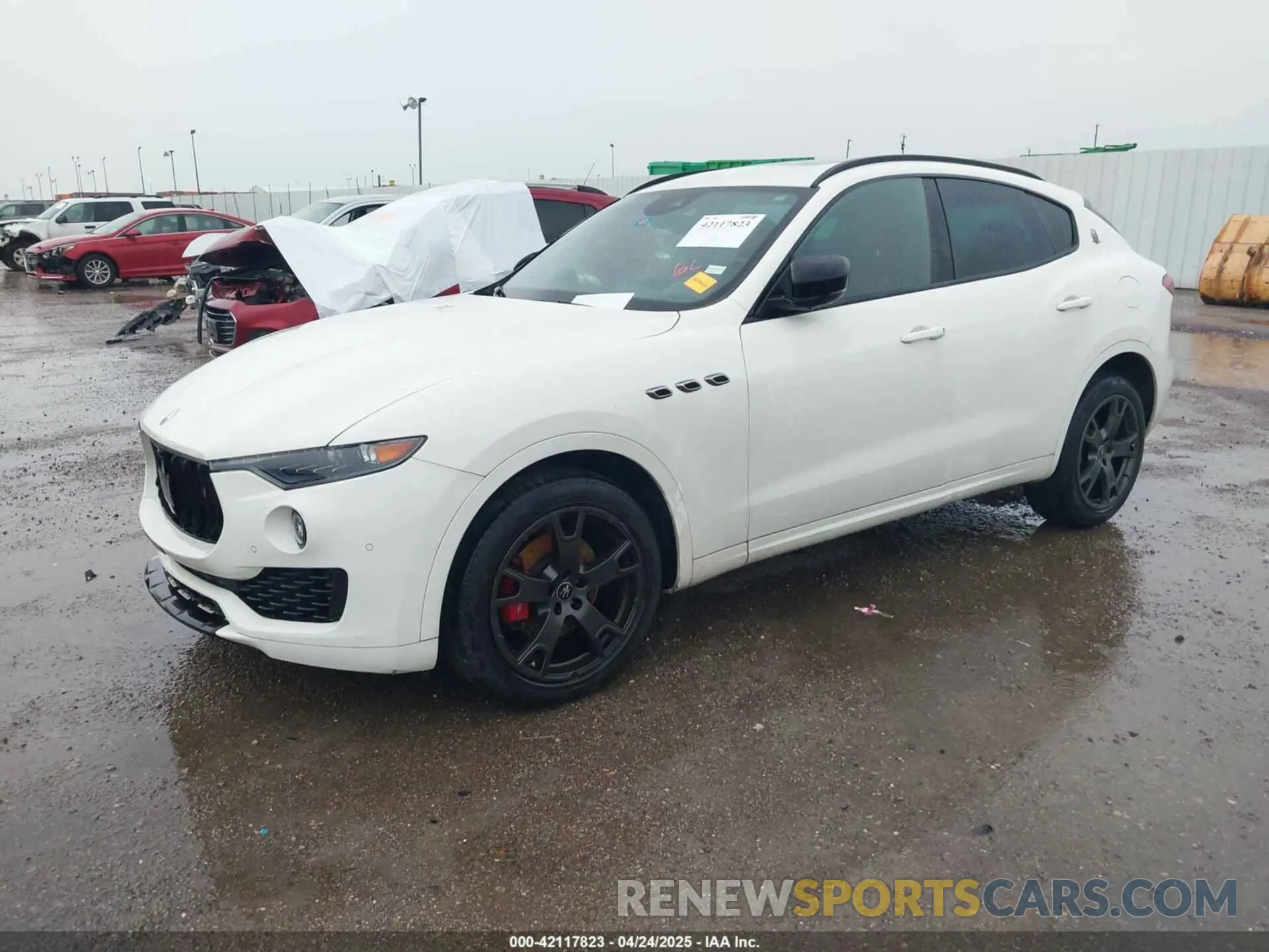 2 Photograph of a damaged car ZN661XUA8MX374158 MASERATI LEVANTE 2021