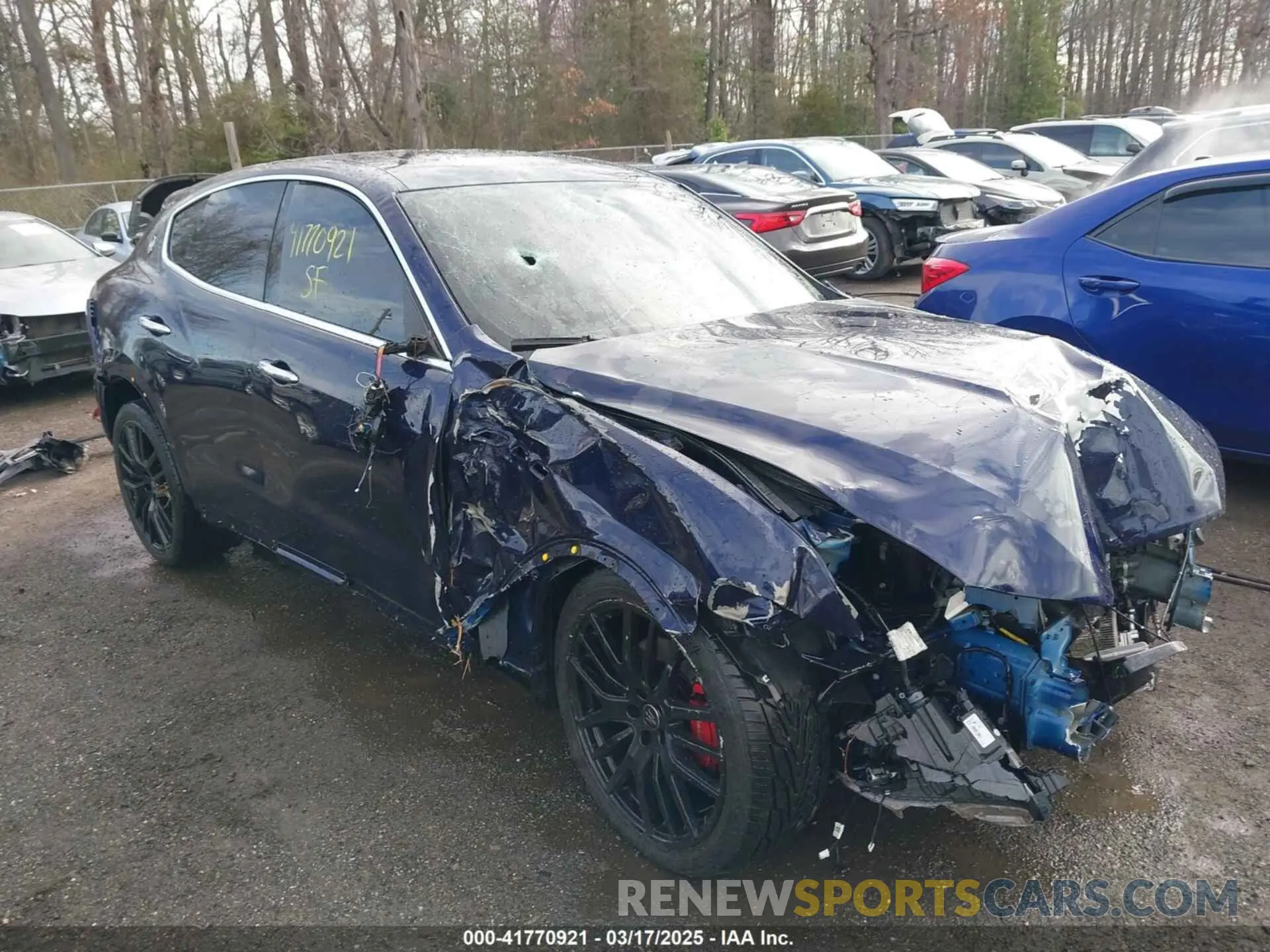 1 Photograph of a damaged car ZN661XUSXMX364840 MASERATI LEVANTE 2021