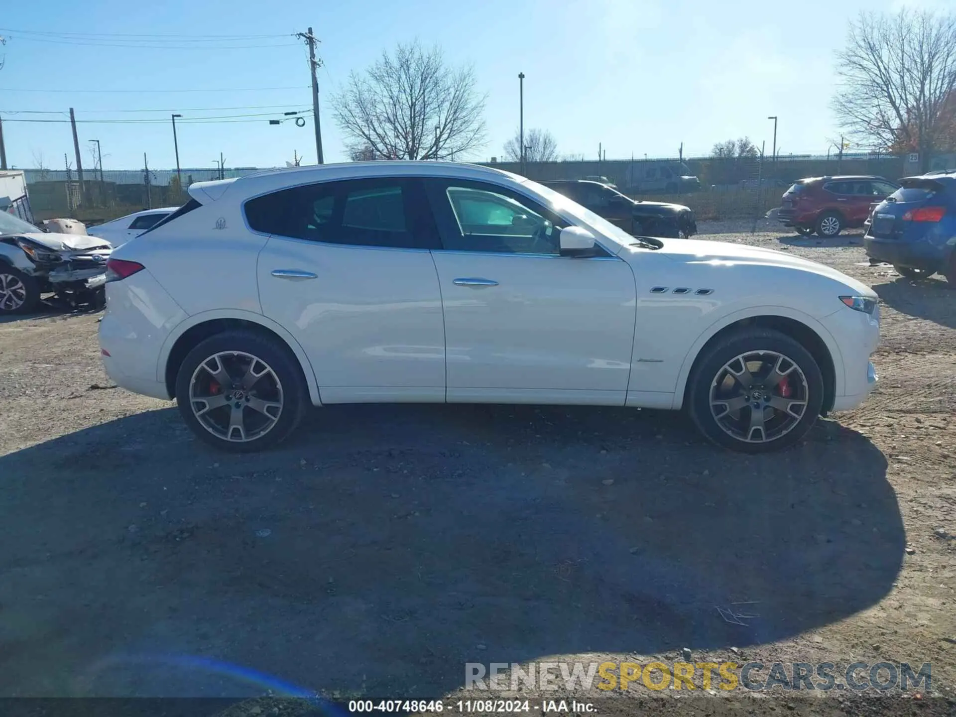 13 Photograph of a damaged car ZN661YUL3MX378092 MASERATI LEVANTE 2021