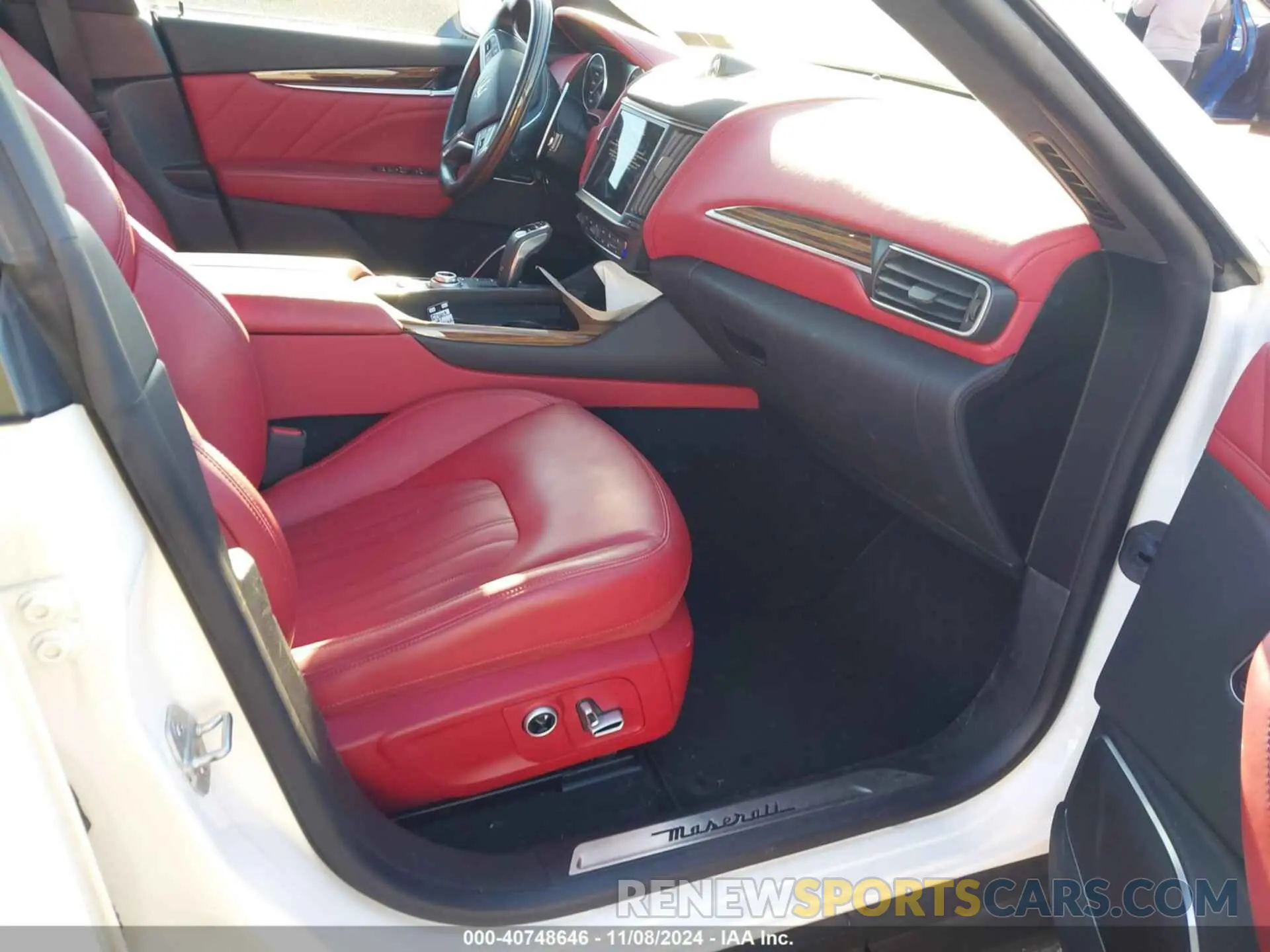 5 Photograph of a damaged car ZN661YUL3MX378092 MASERATI LEVANTE 2021