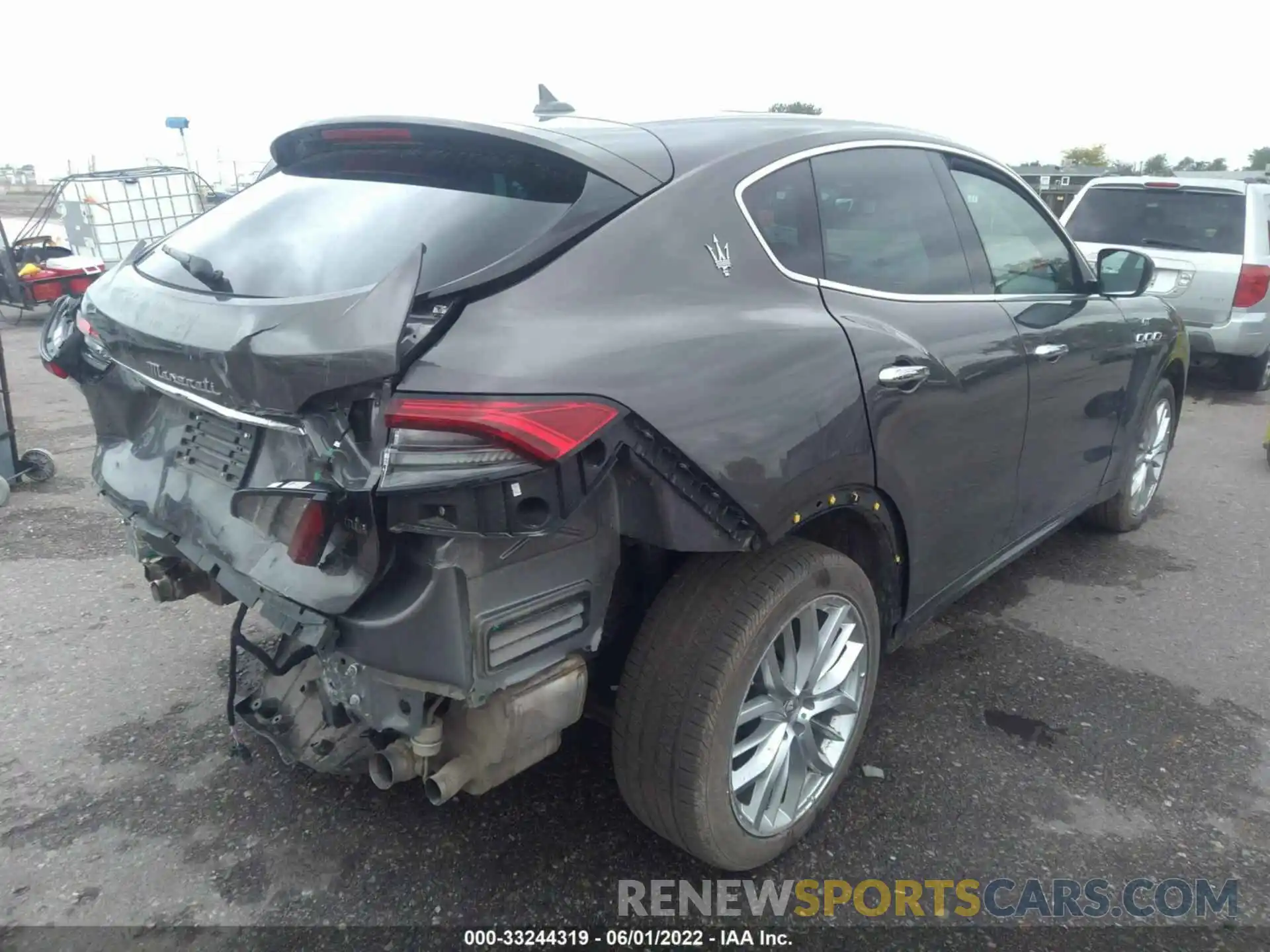 4 Photograph of a damaged car ZN661XUA2NX388705 MASERATI LEVANTE 2022