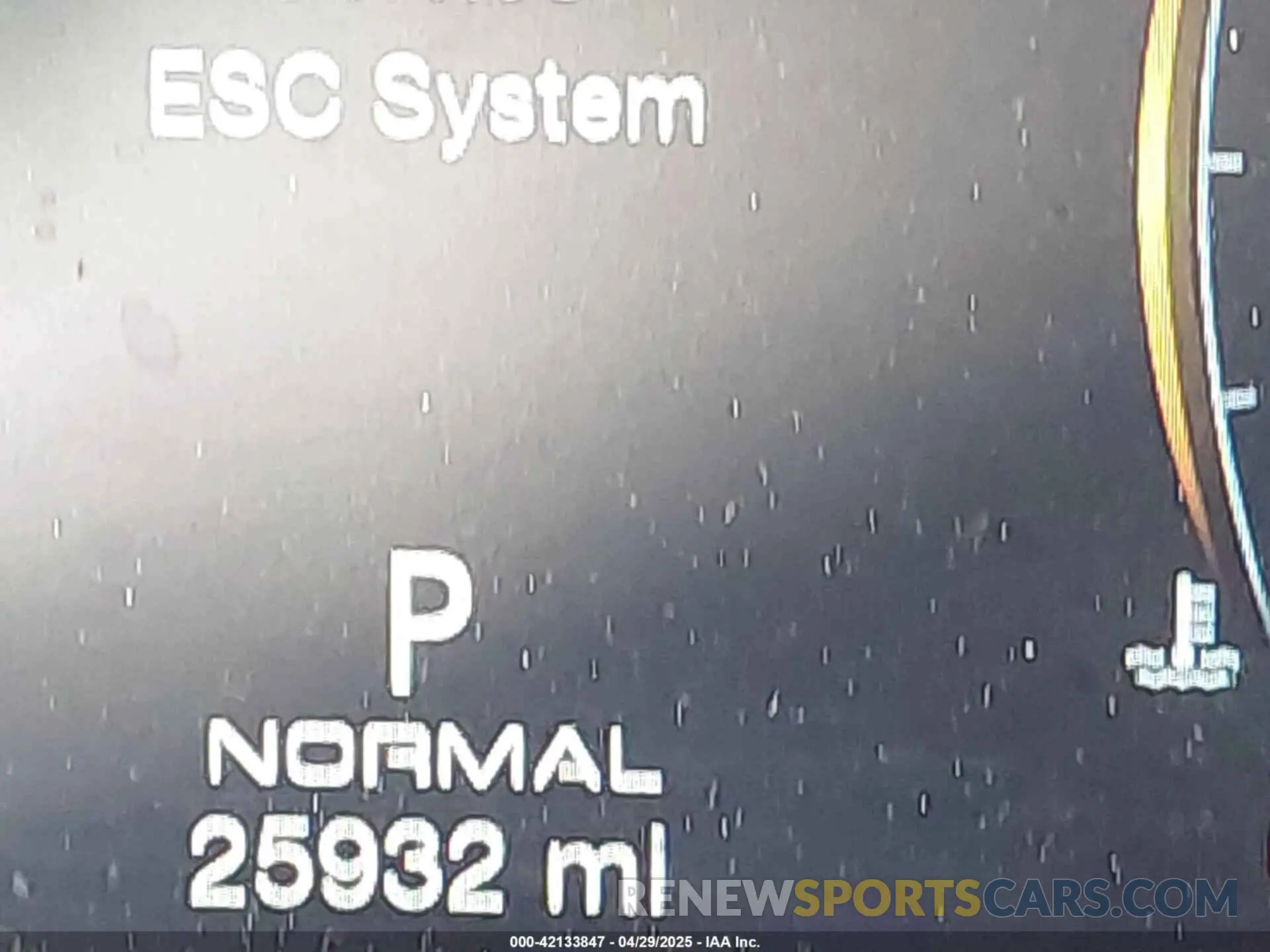 16 Photograph of a damaged car ZN661XUA8NX400355 MASERATI LEVANTE 2022