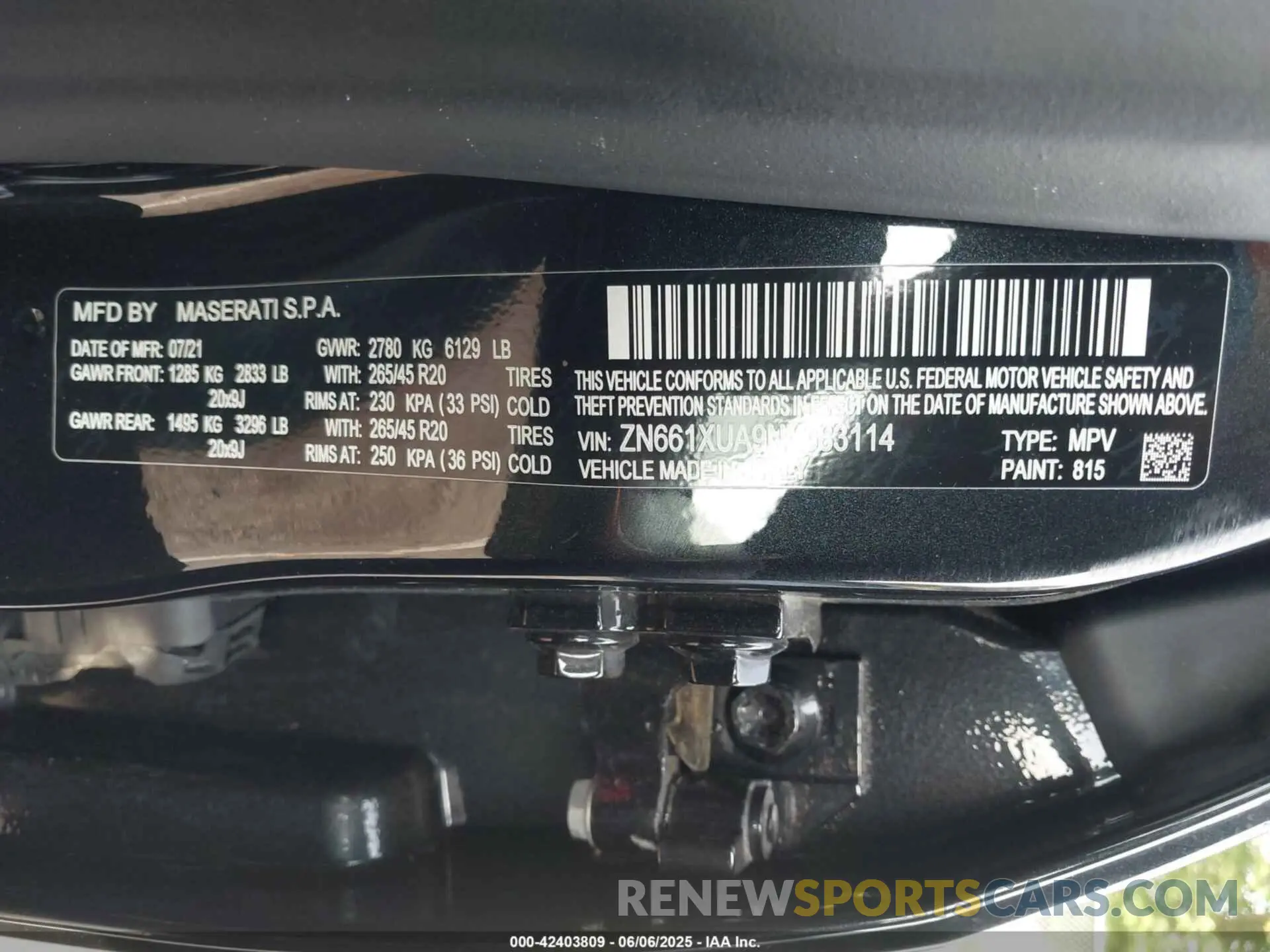 9 Photograph of a damaged car ZN661XUA9NX383114 MASERATI LEVANTE 2022