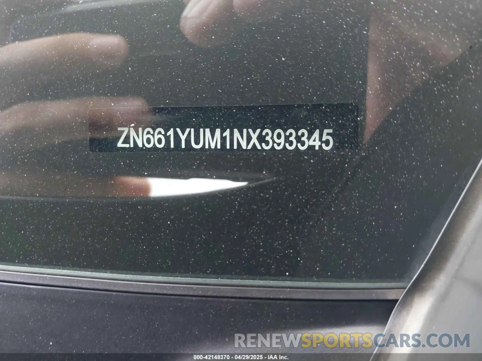 9 Photograph of a damaged car ZN661YUM1NX393345 MASERATI LEVANTE 2022