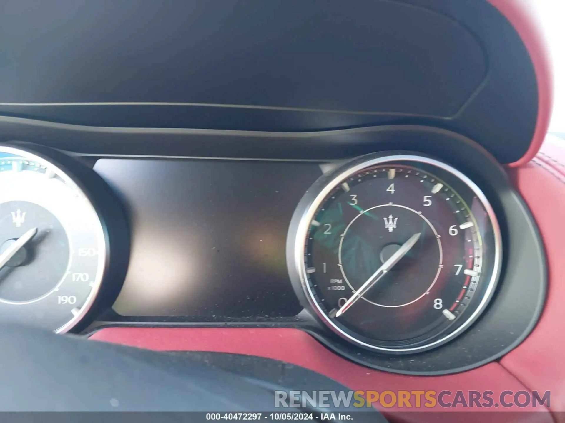7 Photograph of a damaged car ZN661YUM3NX393444 MASERATI LEVANTE 2022
