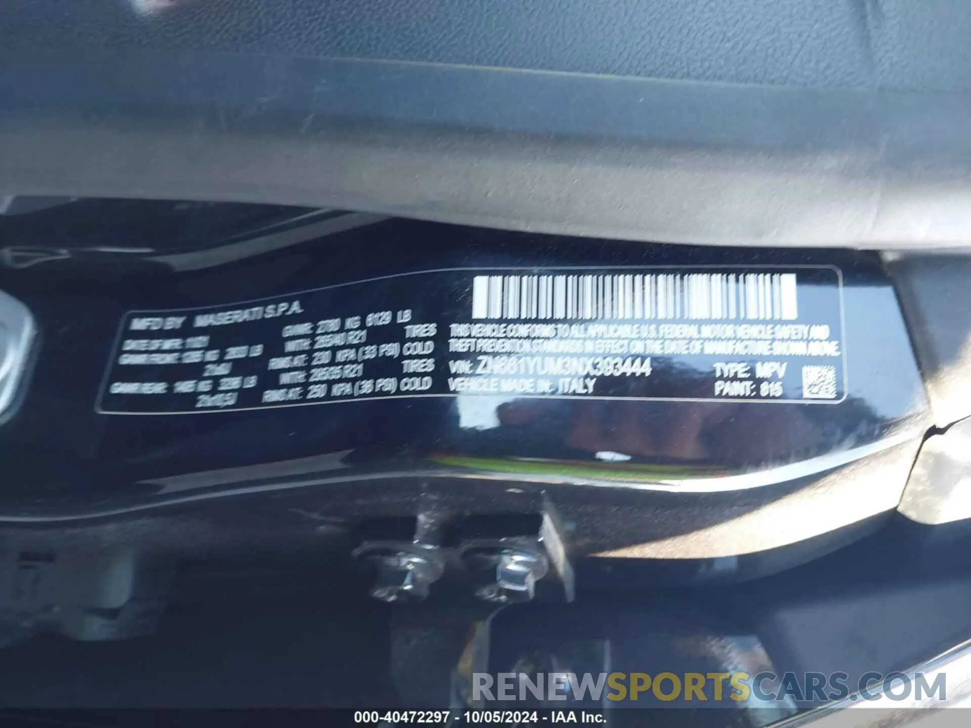 9 Photograph of a damaged car ZN661YUM3NX393444 MASERATI LEVANTE 2022