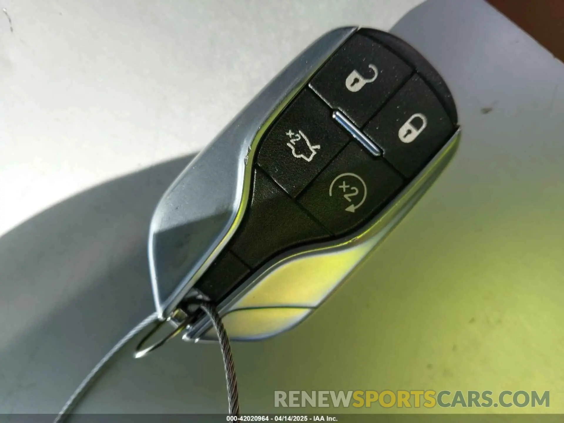 11 Photograph of a damaged car ZN661XUA0PX439248 MASERATI LEVANTE 2023