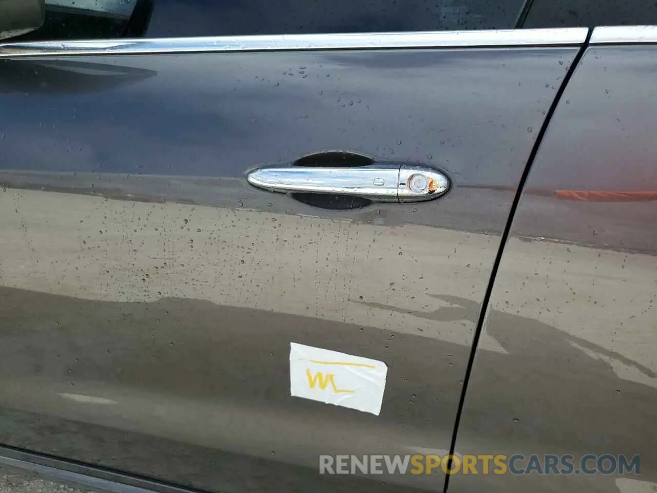 13 Photograph of a damaged car ZN661XUA4NX407254 MASERATI LEVANTE BA 2022