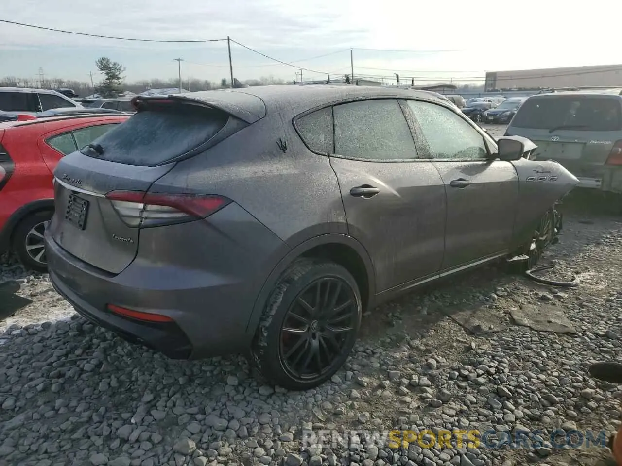 3 Photograph of a damaged car ZN661YUMXNX402267 MASERATI LEVANTE MO 2022