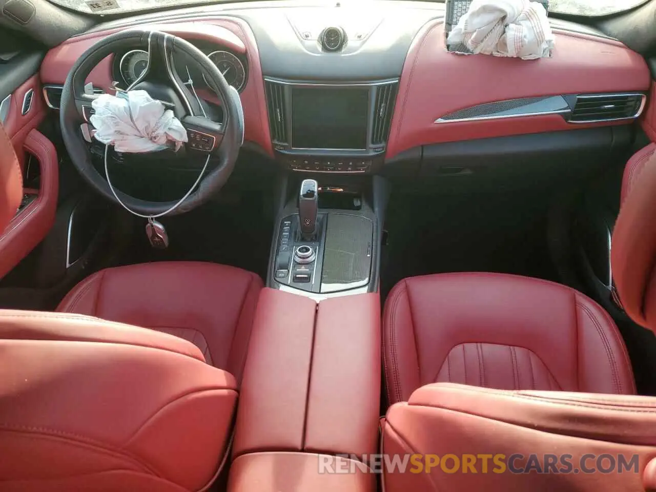 8 Photograph of a damaged car ZN661YUMXNX402267 MASERATI LEVANTE MO 2022
