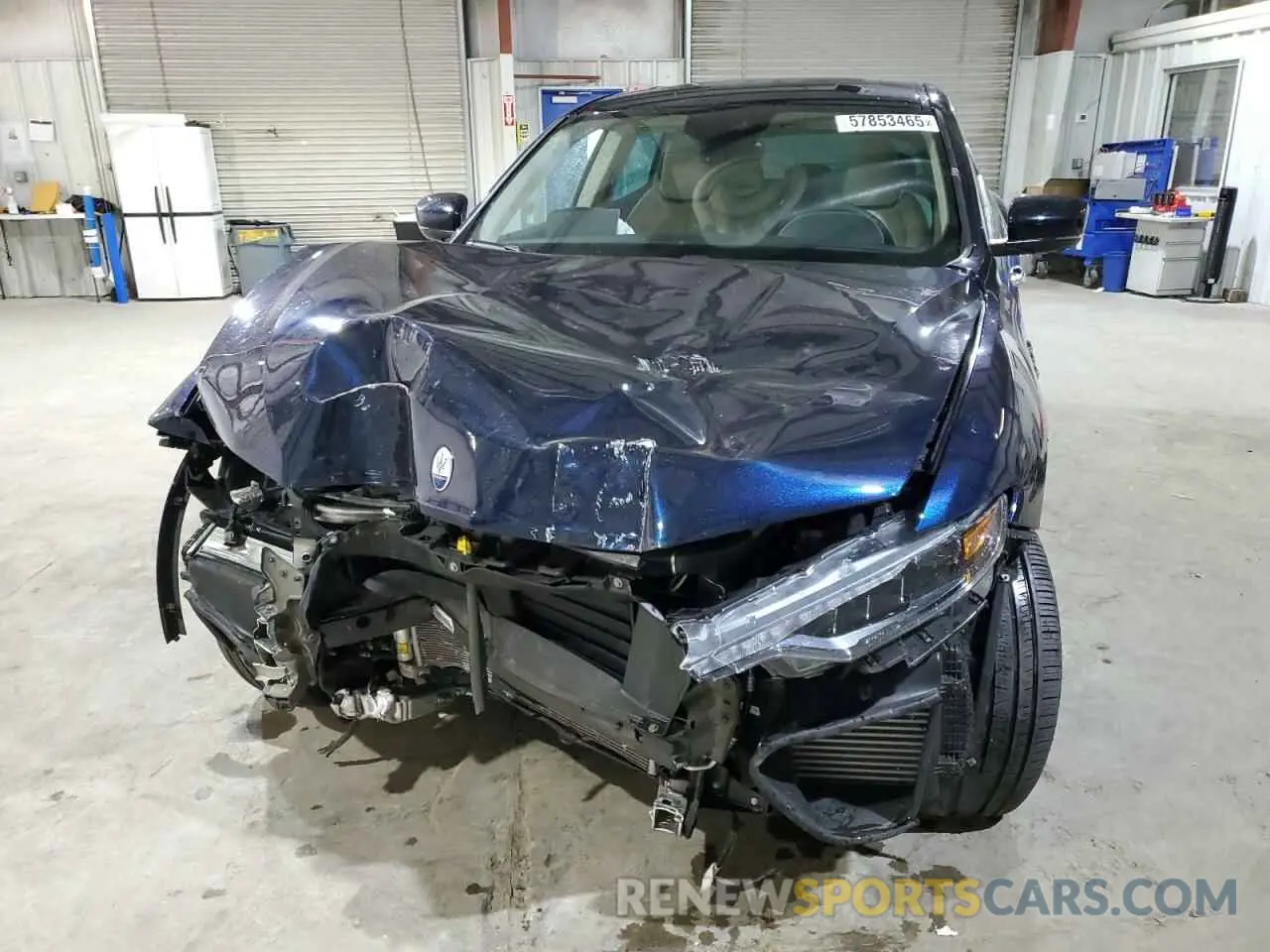 5 Photograph of a damaged car ZN661YUM7PX428859 MASERATI LEVANTE MO 2023