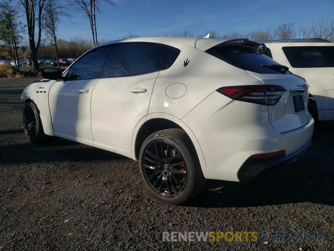 2 Photograph of a damaged car ZN661YUM8PX429941 MASERATI LEVANTE MO 2023