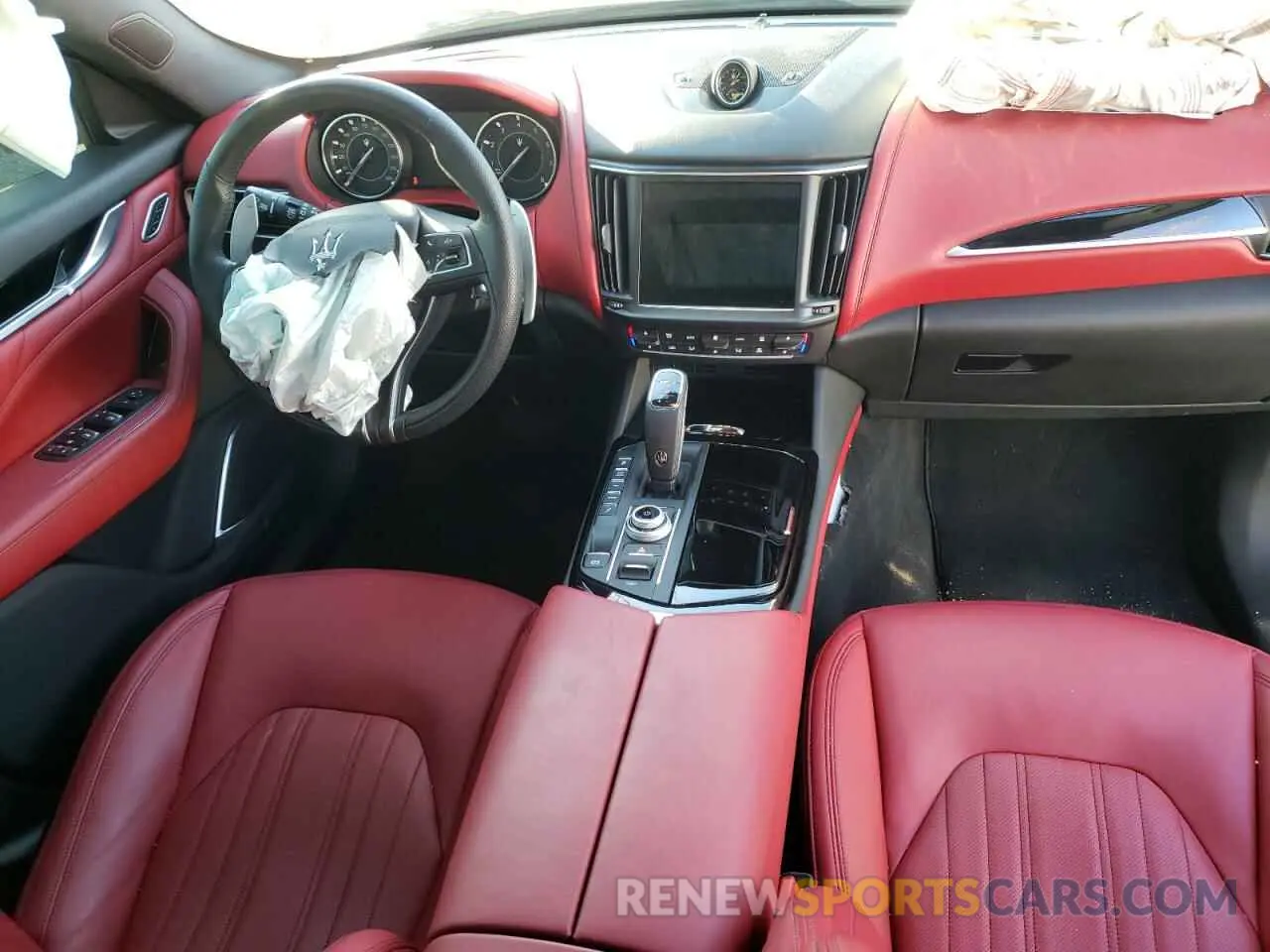 8 Photograph of a damaged car ZN661YUM8PX429941 MASERATI LEVANTE MO 2023