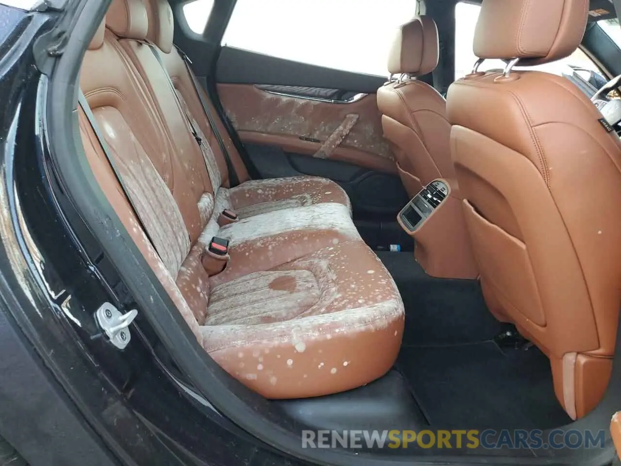 10 Photograph of a damaged car ZAM56YPA2L1351858 MASERATI QUATTROPOR 2020