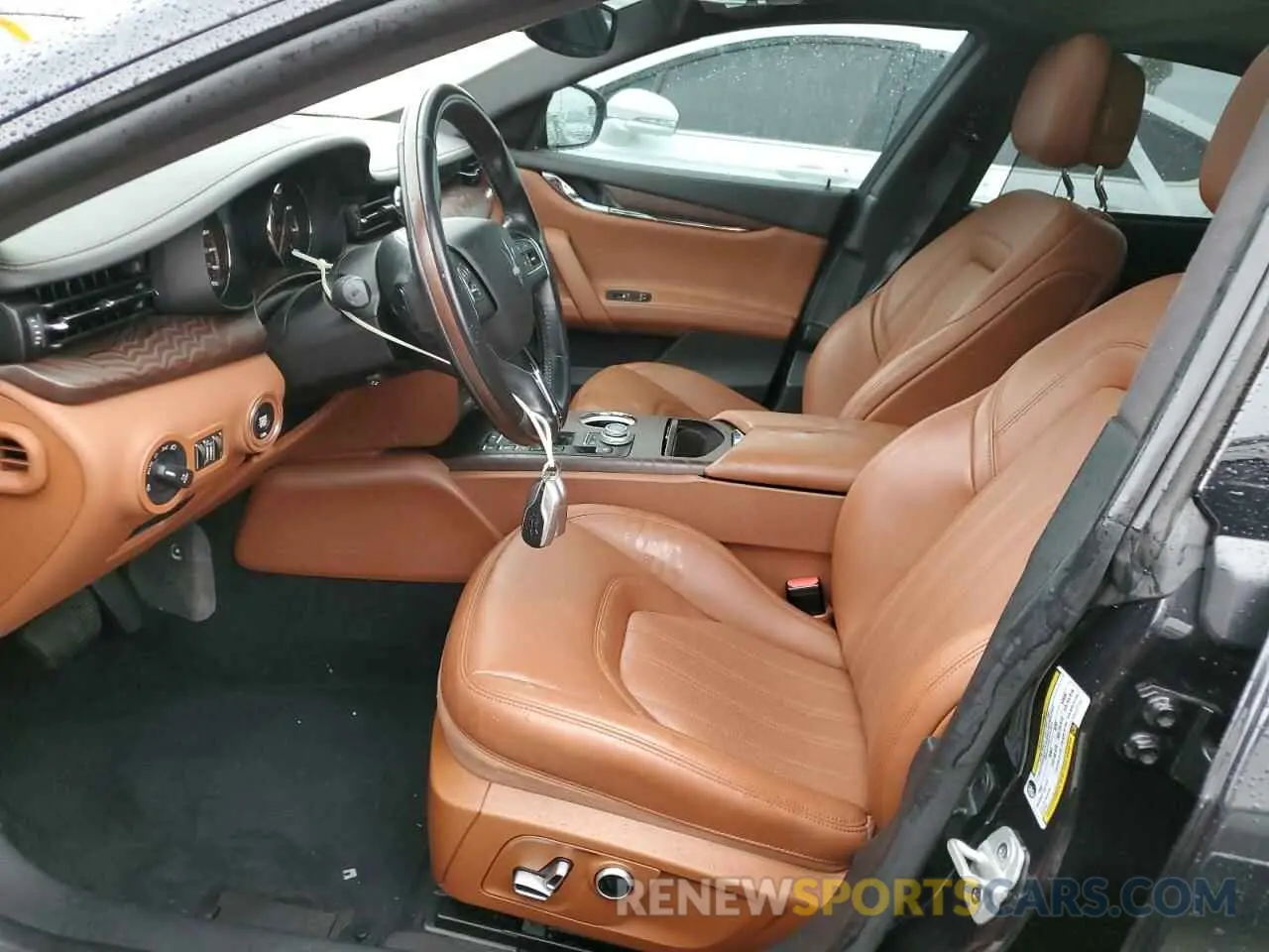 7 Photograph of a damaged car ZAM56XPAXN1391103 MASERATI QUATTROPOR 2022