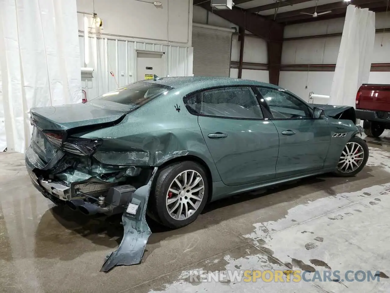 3 Photograph of a damaged car ZAM56YRM7N1386826 MASERATI QUATTROPOR 2022