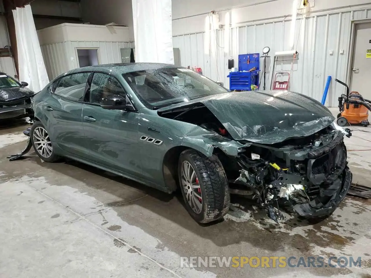 4 Photograph of a damaged car ZAM56YRM7N1386826 MASERATI QUATTROPOR 2022
