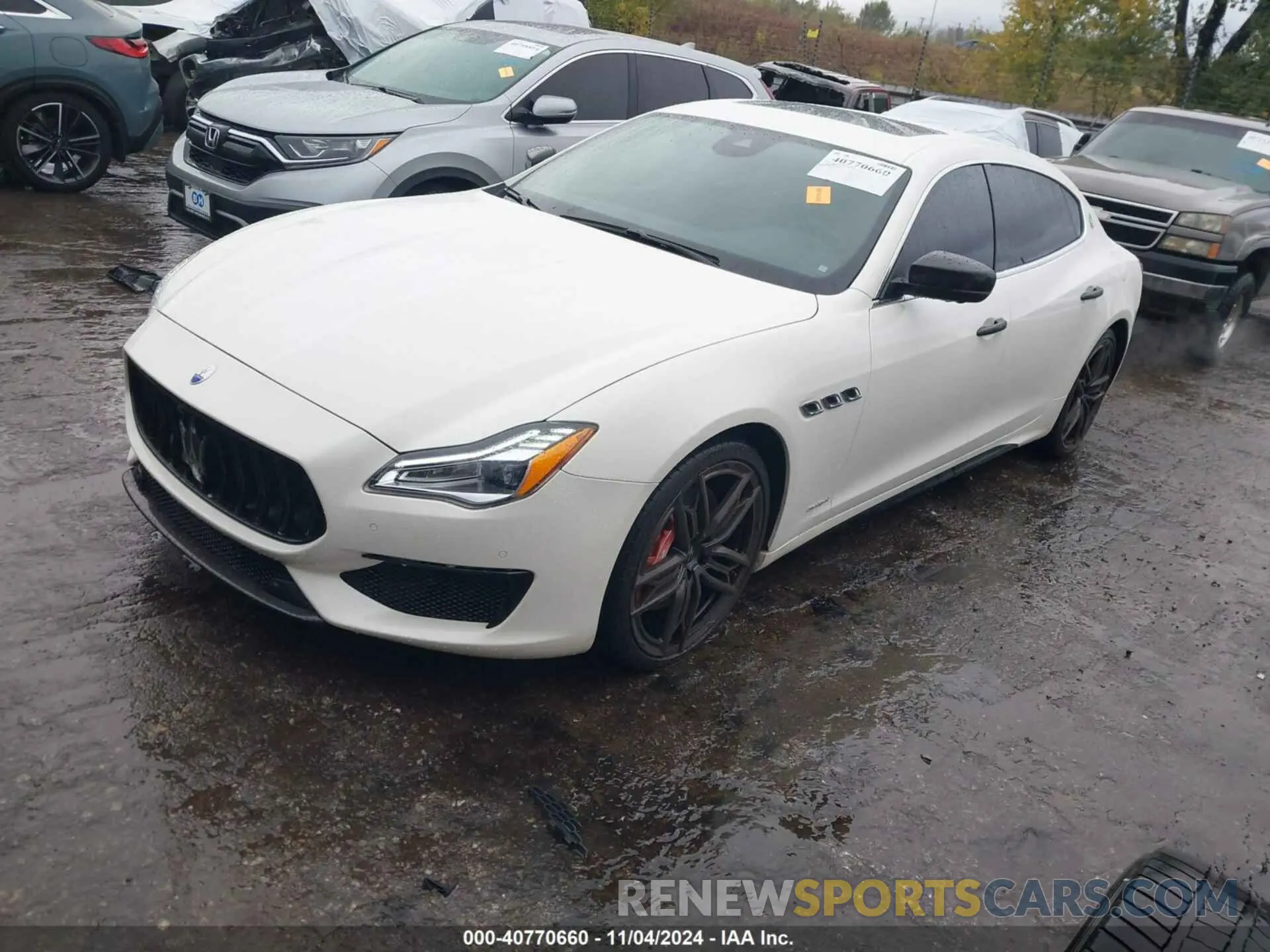 2 Photograph of a damaged car ZAM56PPS3K1320989 MASERATI QUATTROPORTE 2019