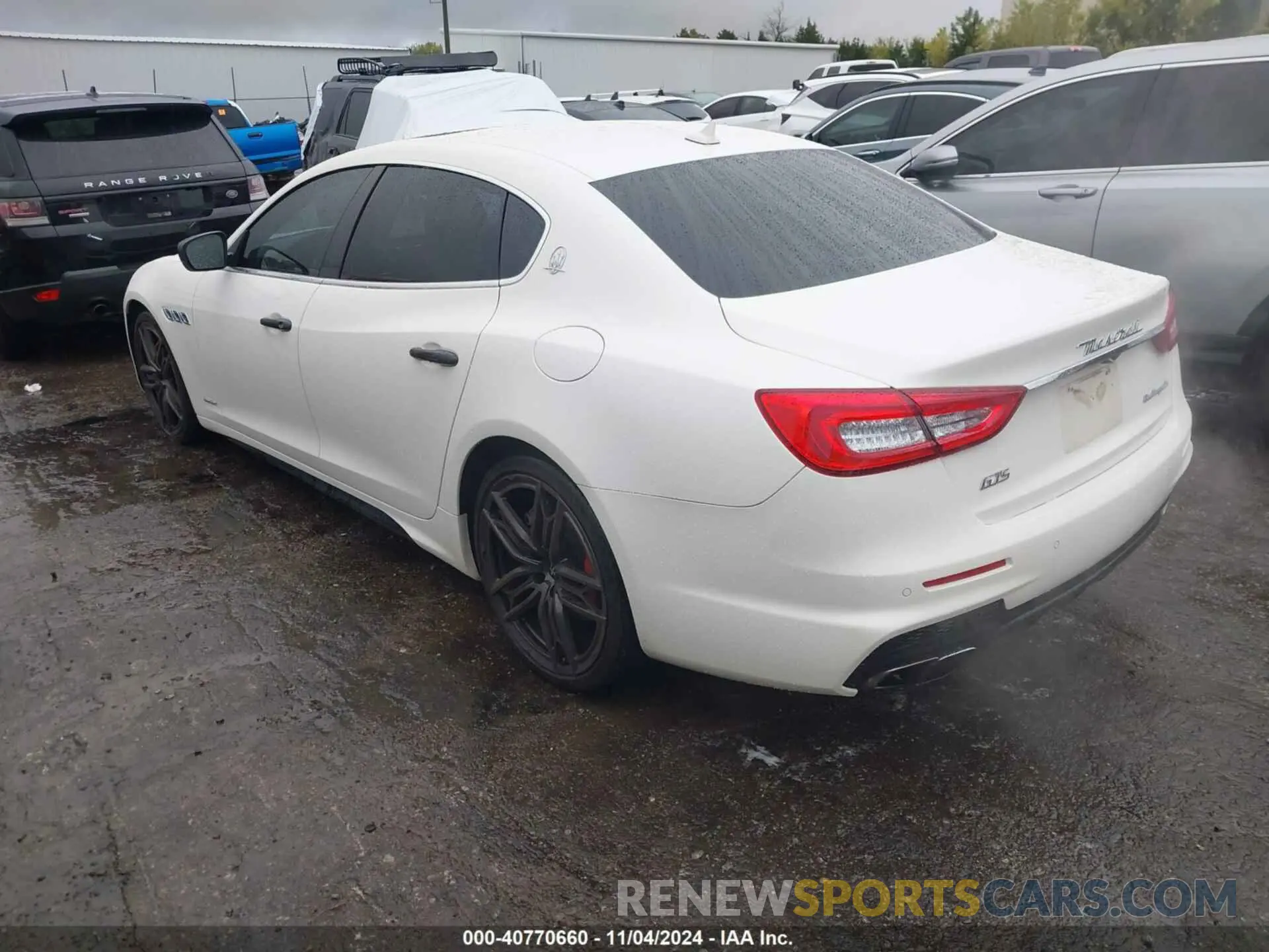 3 Photograph of a damaged car ZAM56PPS3K1320989 MASERATI QUATTROPORTE 2019